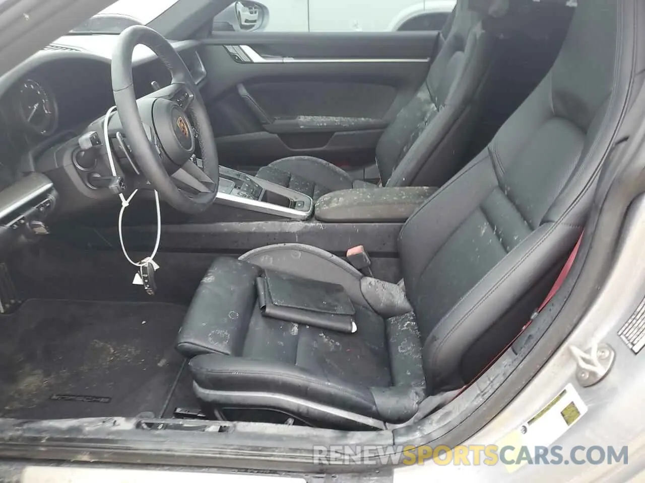 7 Photograph of a damaged car WP0AB2A9XMS221638 PORSCHE 911 2021