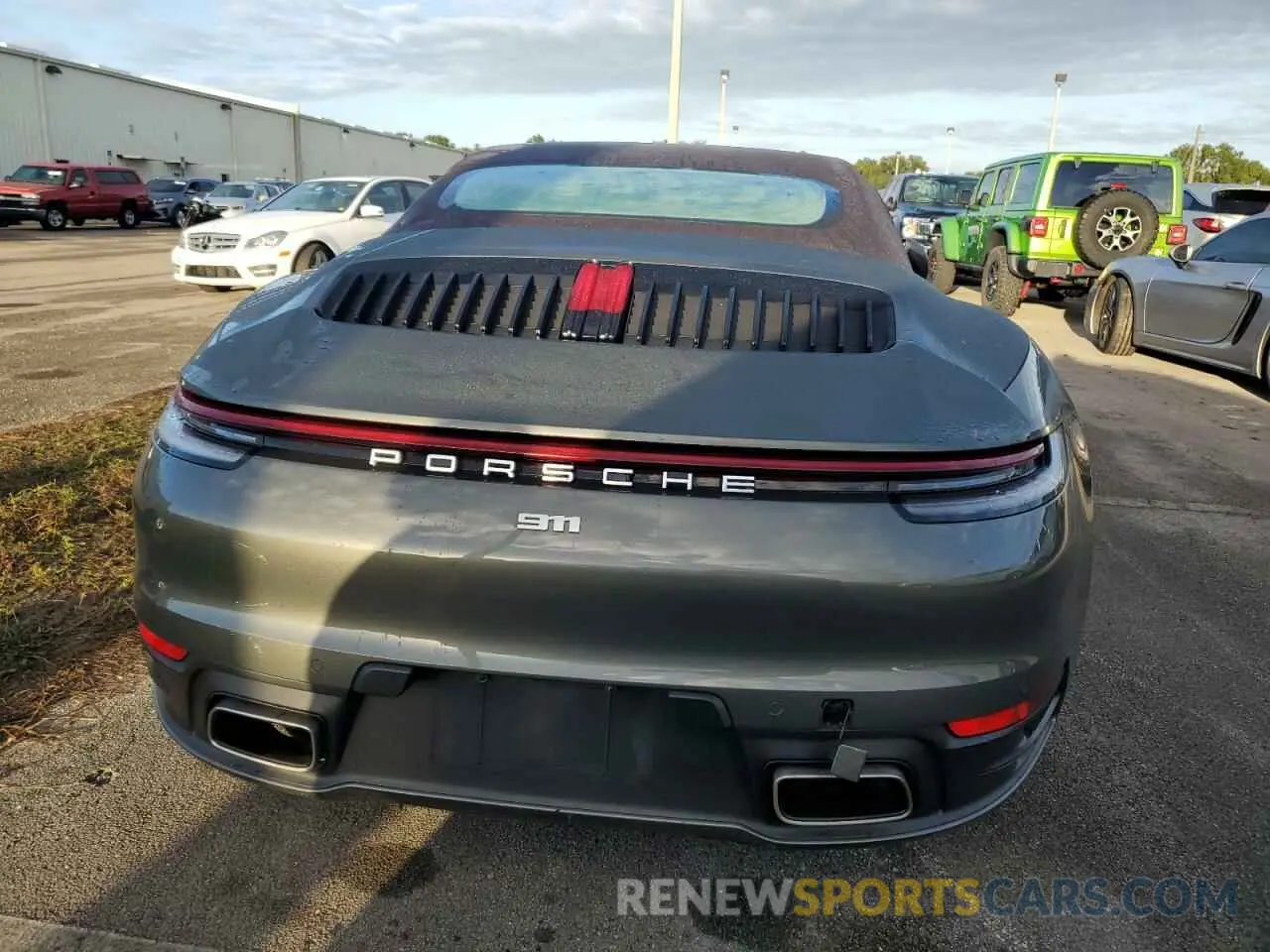 6 Photograph of a damaged car WP0CA2A97MS239655 PORSCHE 911 2021