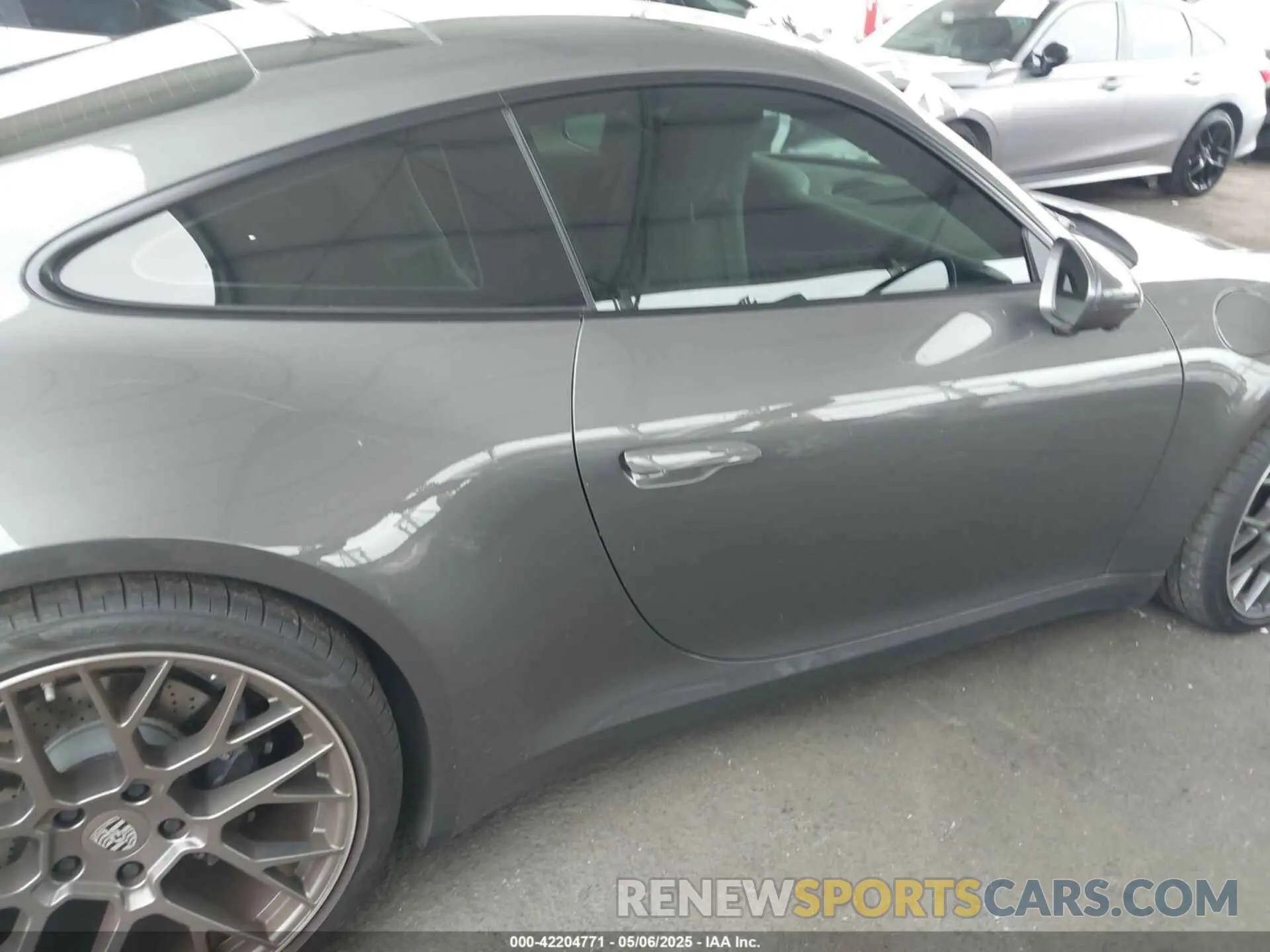 6 Photograph of a damaged car WP0AA2A94NS205939 PORSCHE 911 2022