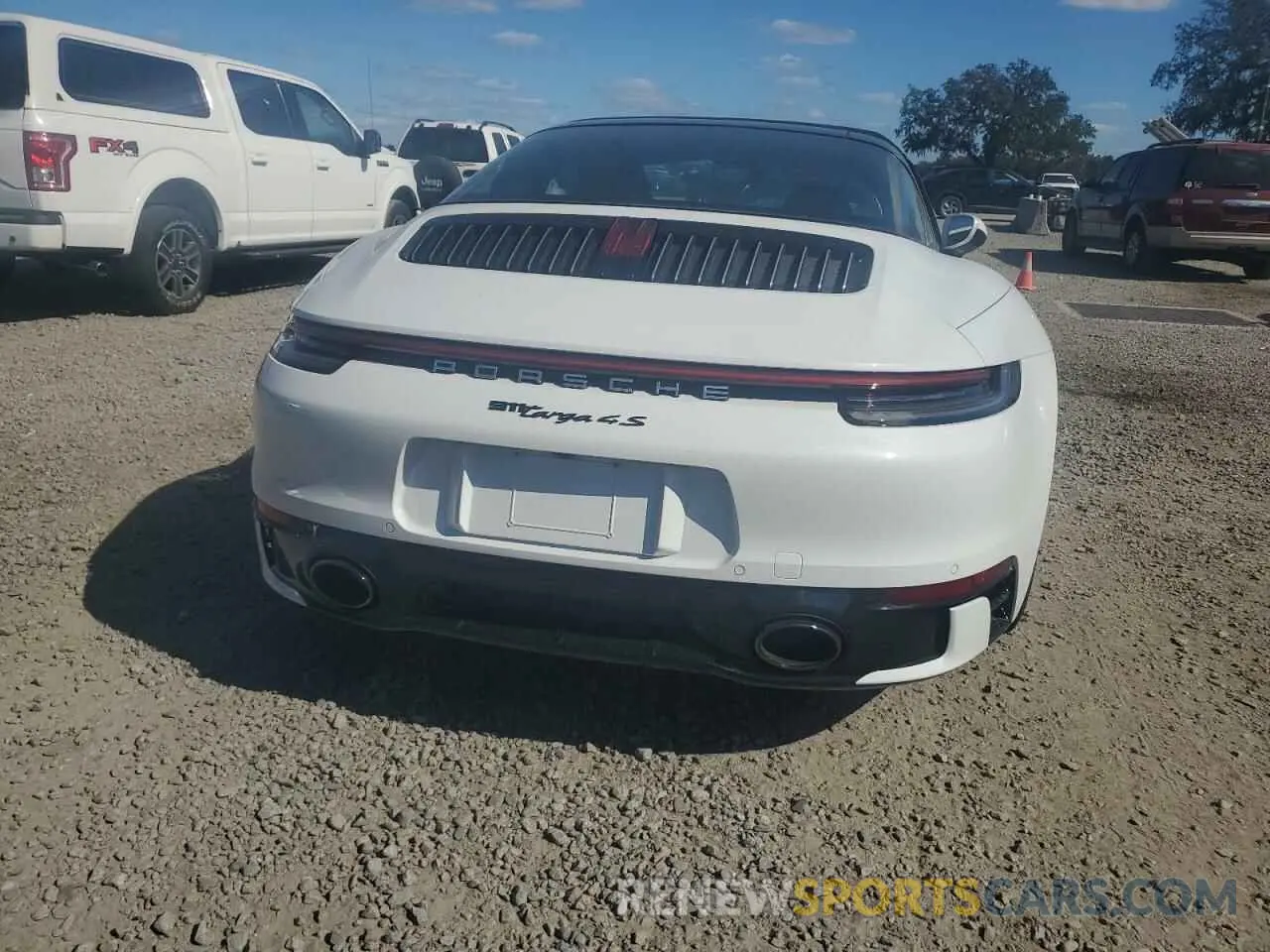 6 Photograph of a damaged car WP0BB2A91NS231111 PORSCHE 911 2022
