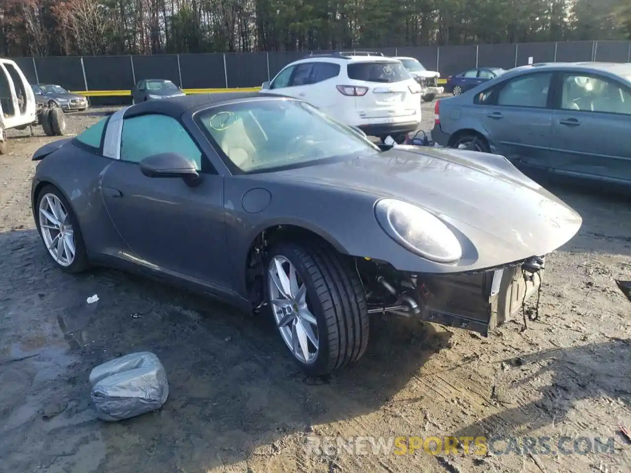 4 Photograph of a damaged car WP0BB2A91NS231254 PORSCHE 911 2022