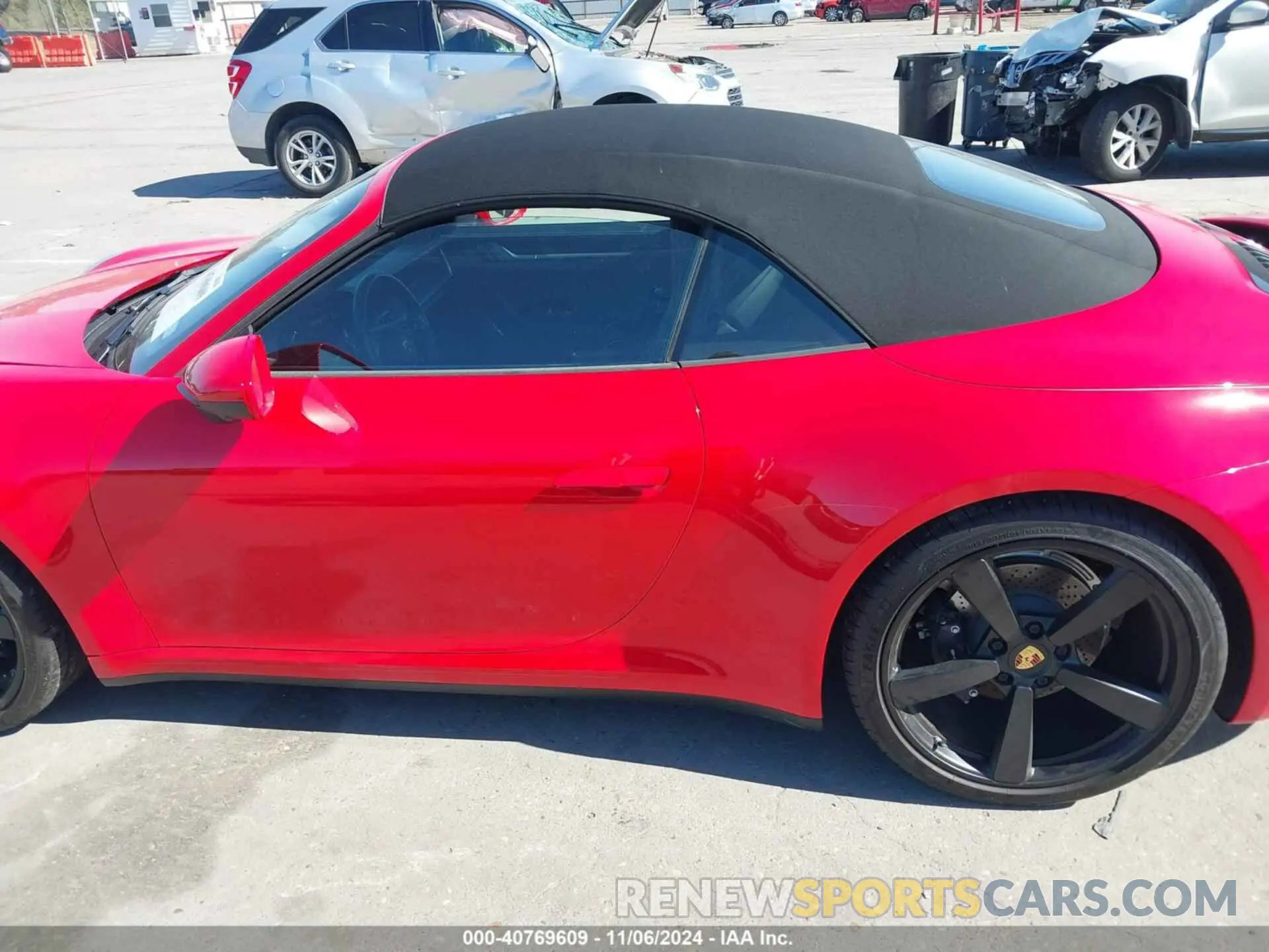 14 Photograph of a damaged car WP0CA2A91NS236462 PORSCHE 911 2022