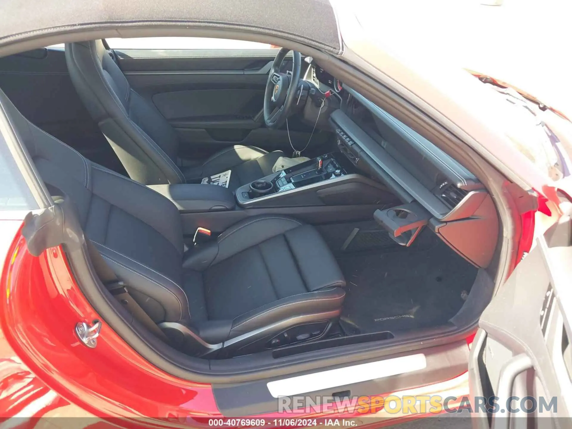 5 Photograph of a damaged car WP0CA2A91NS236462 PORSCHE 911 2022