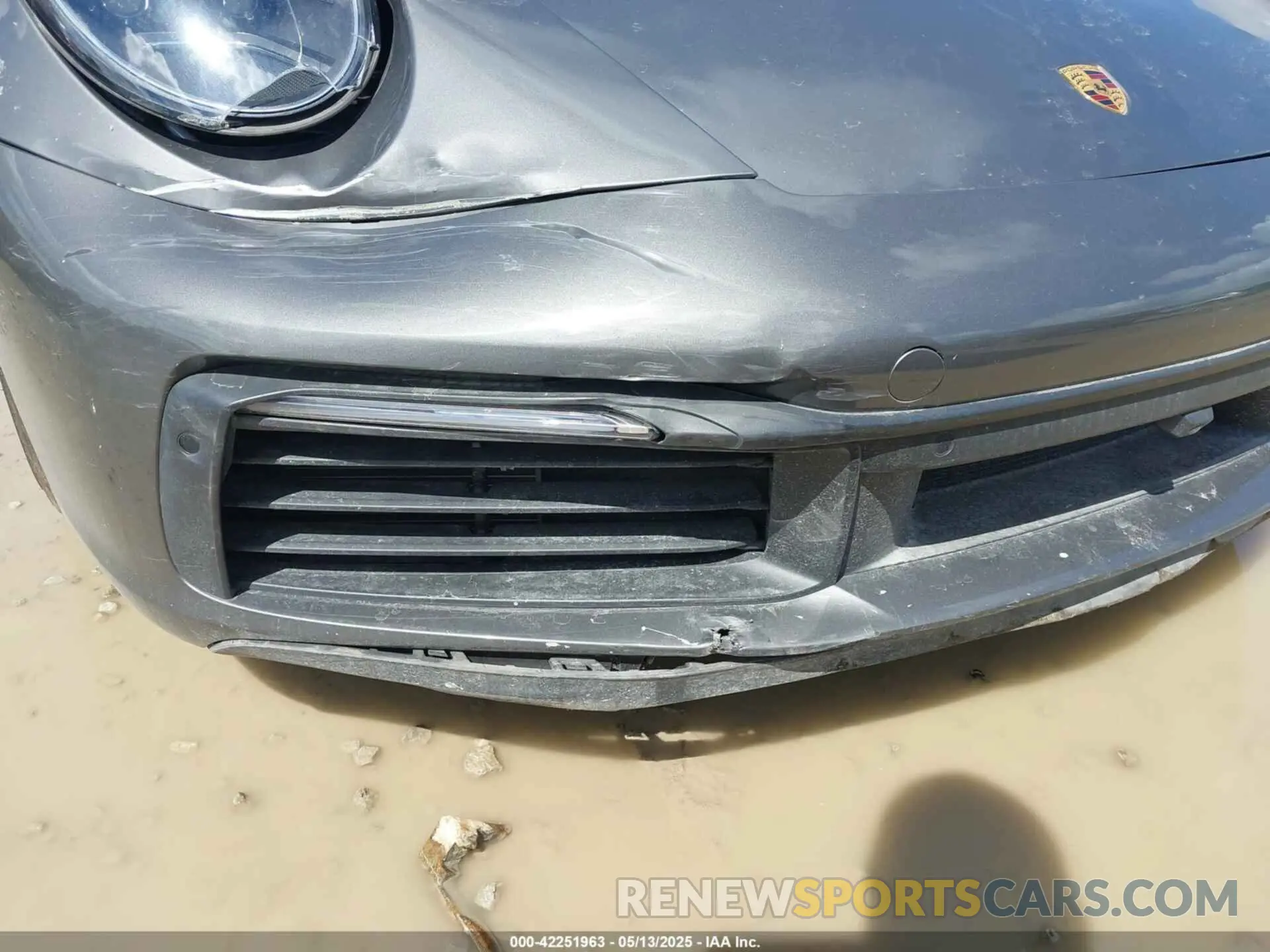 22 Photograph of a damaged car WP0CA2A98NS236295 PORSCHE 911 2022