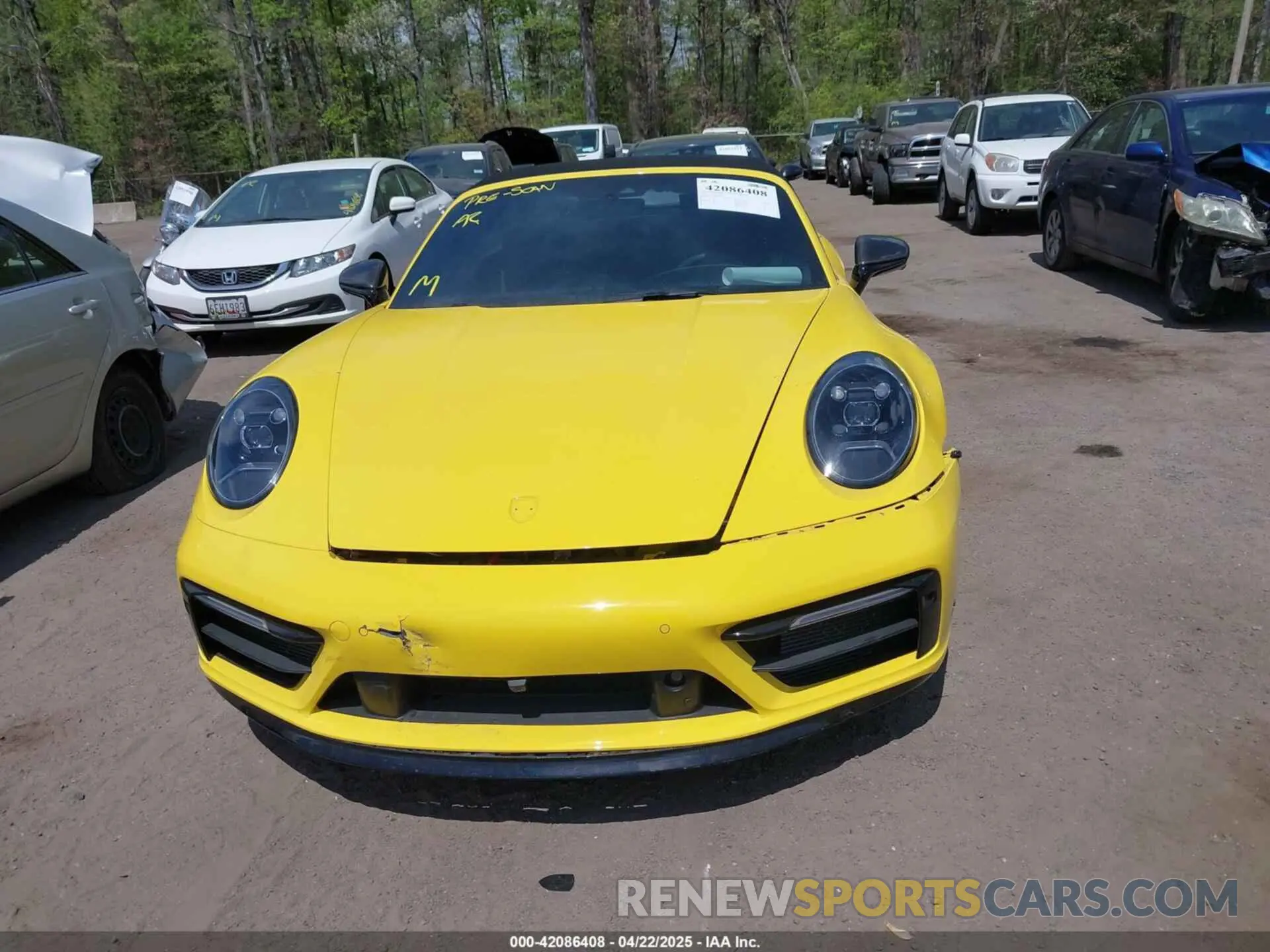 12 Photograph of a damaged car WP0CB2A92NS245314 PORSCHE 911 2022