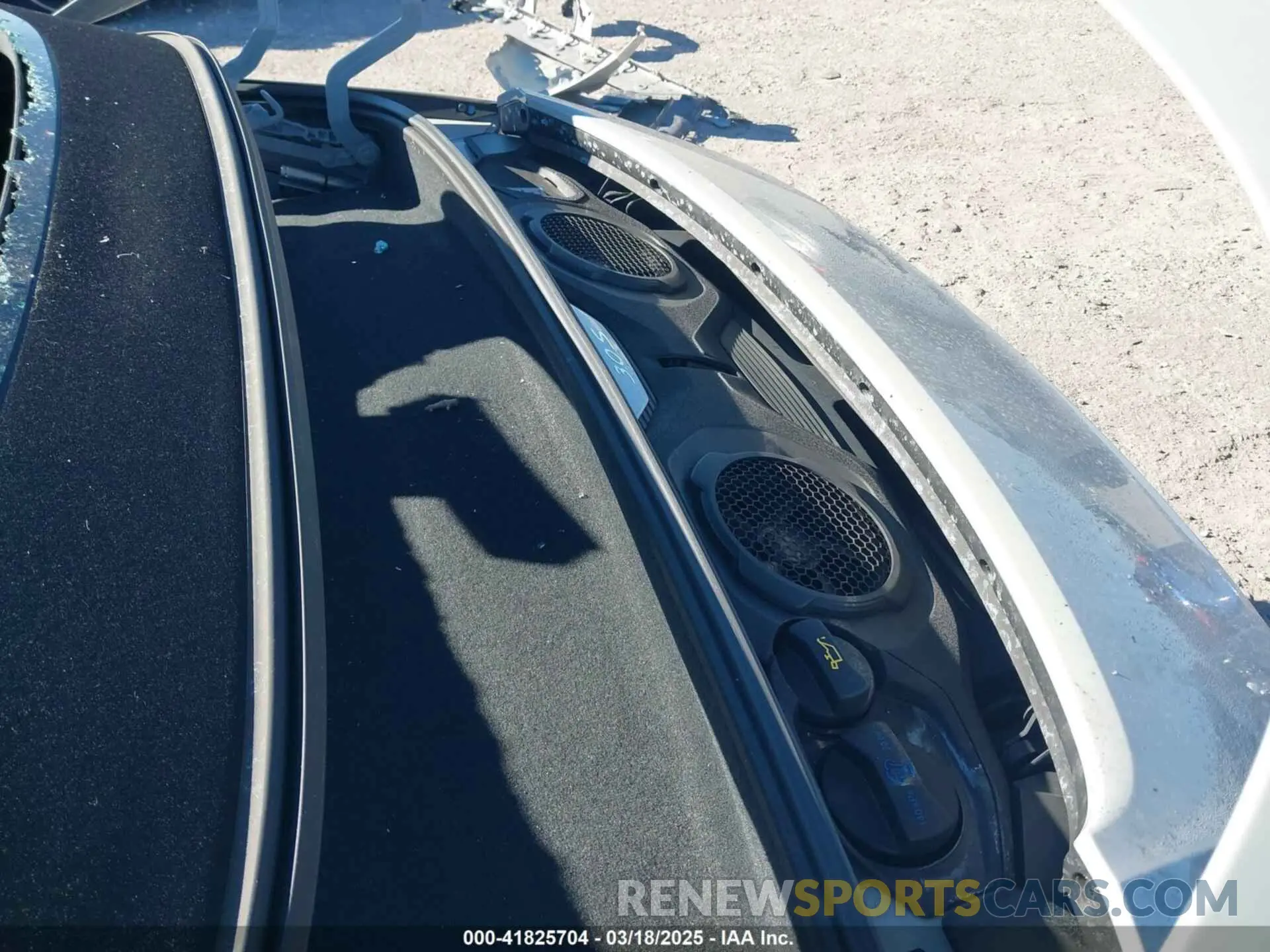 10 Photograph of a damaged car WP0CB2A95NS244660 PORSCHE 911 2022