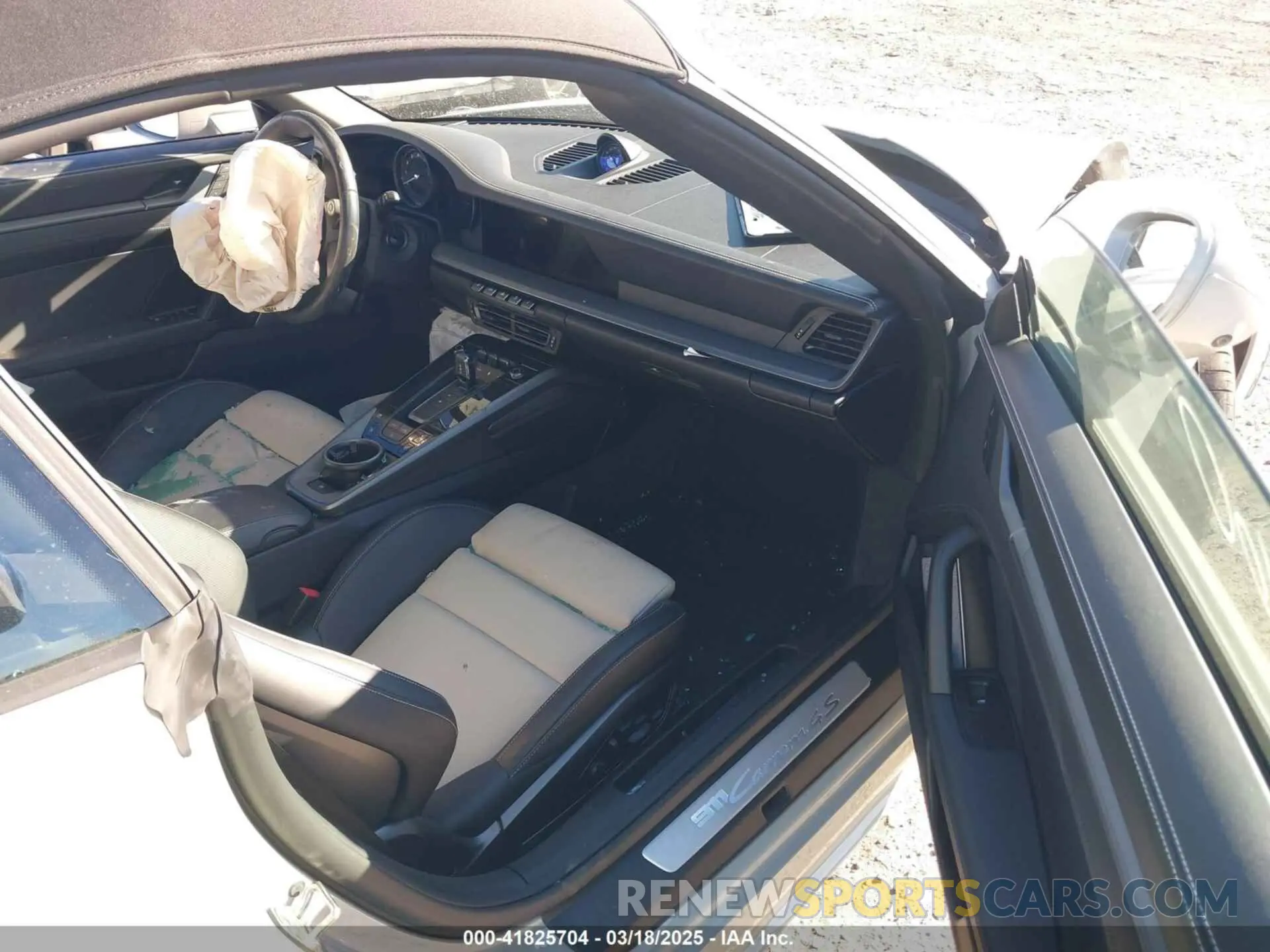 5 Photograph of a damaged car WP0CB2A95NS244660 PORSCHE 911 2022
