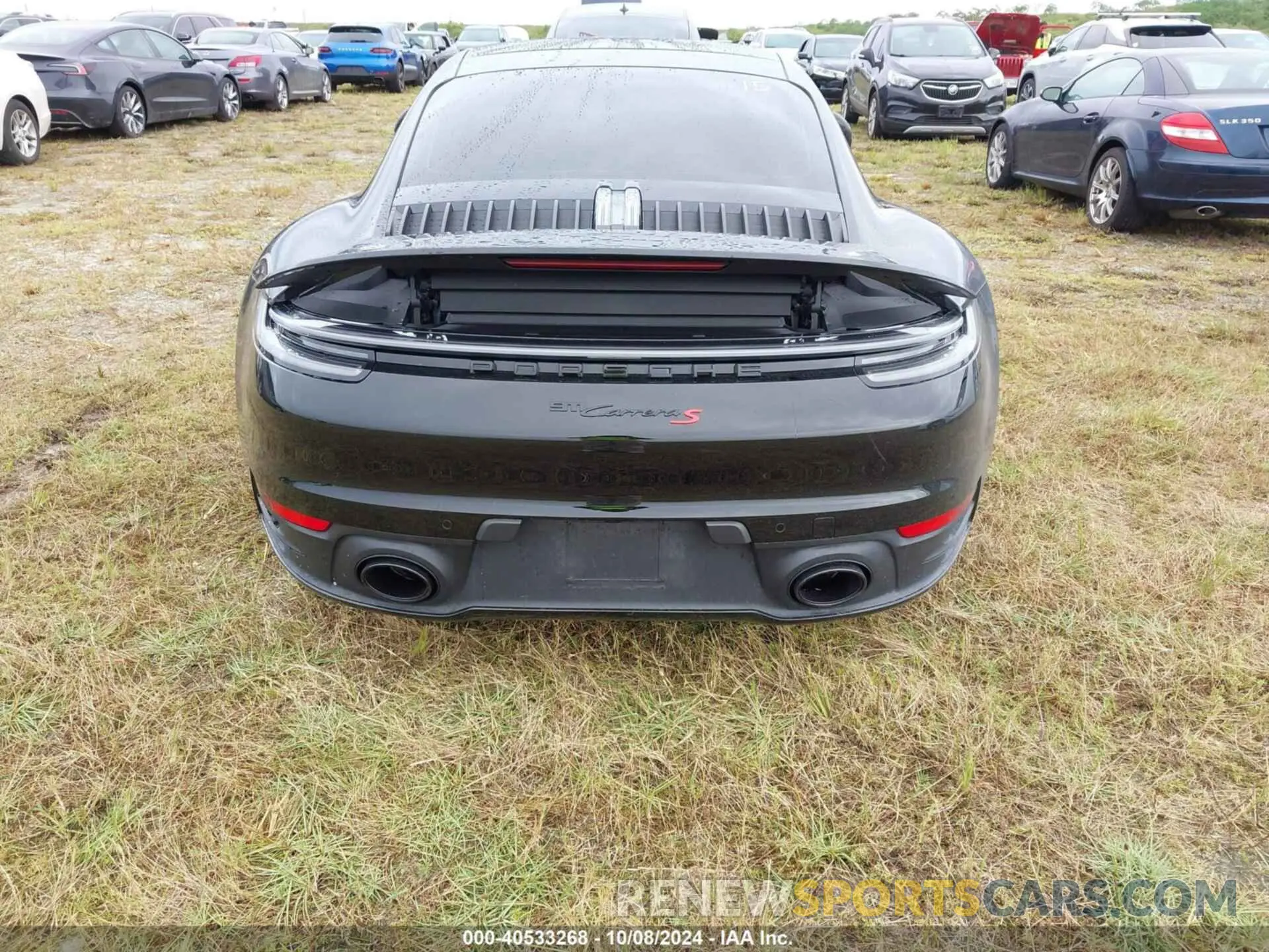16 Photograph of a damaged car WP0AA2A92PS205201 PORSCHE 911 2023