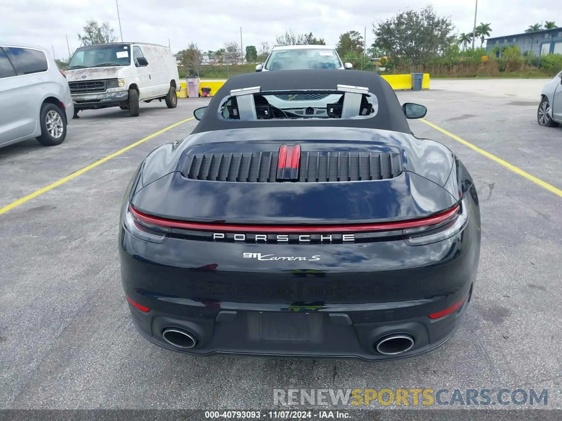 16 Photograph of a damaged car WP0CB2A91PS247039 PORSCHE 911 2023