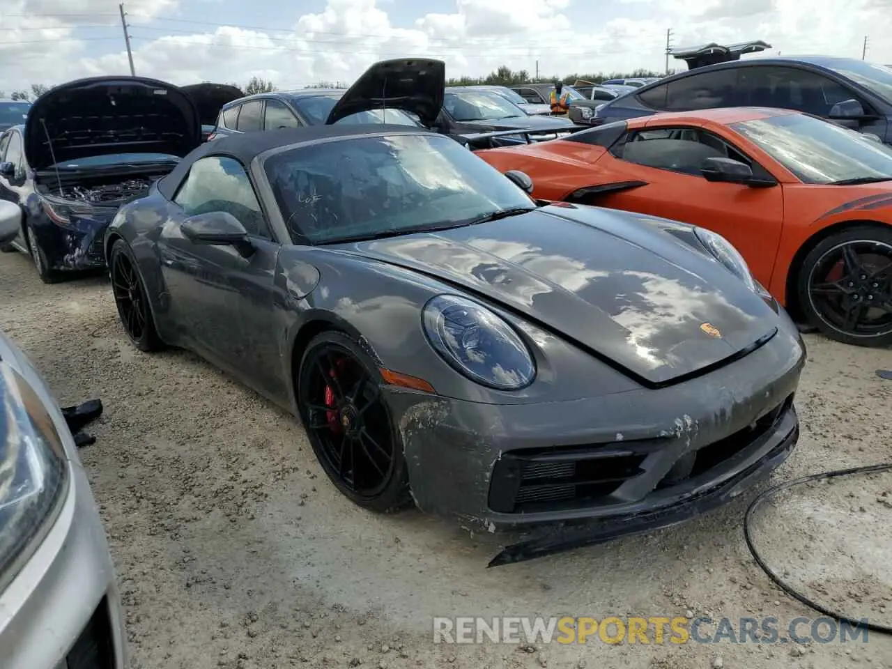 4 Photograph of a damaged car WP0CB2A97PS247692 PORSCHE 911 2023