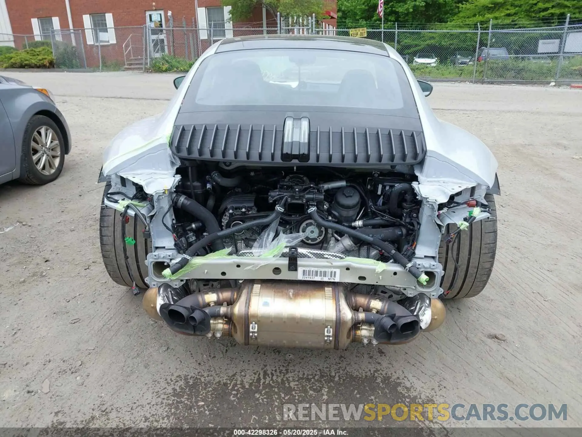 6 Photograph of a damaged car WP0AA2A91RS207170 PORSCHE 911 2024