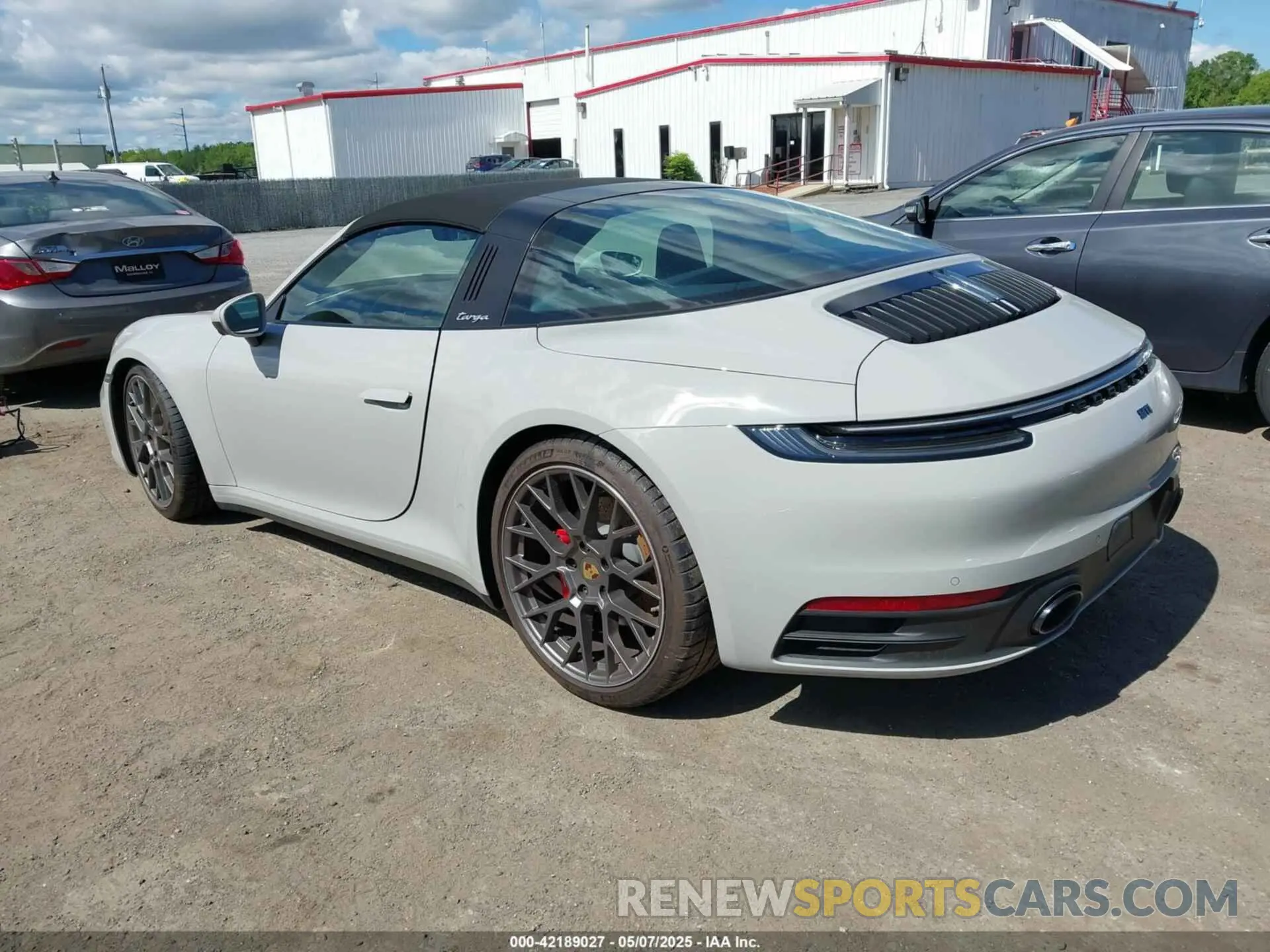 3 Photograph of a damaged car WP0BB2A95RS234549 PORSCHE 911 2024