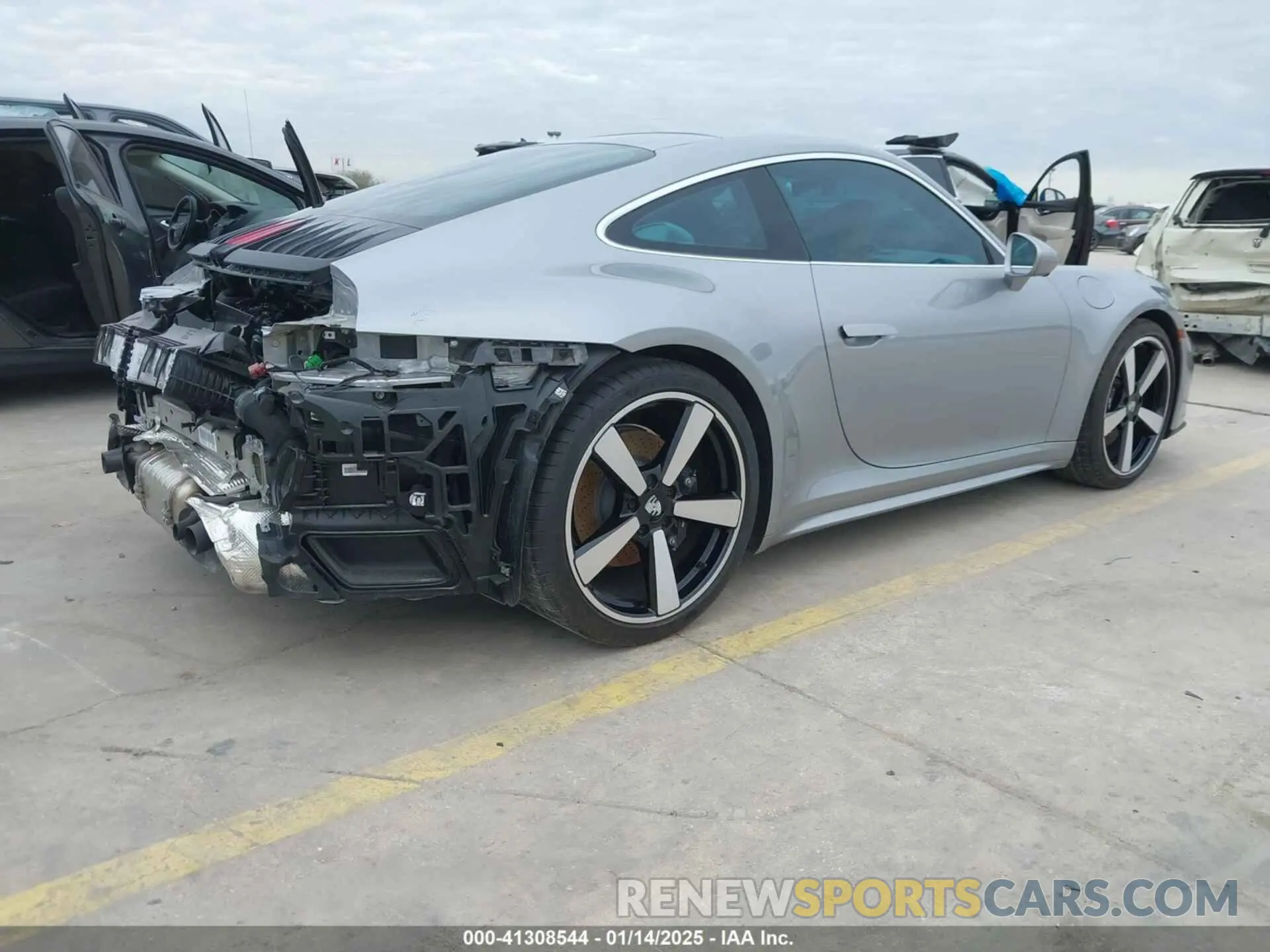 4 Photograph of a damaged car WP0AA2A90SS206758 PORSCHE 911 2025