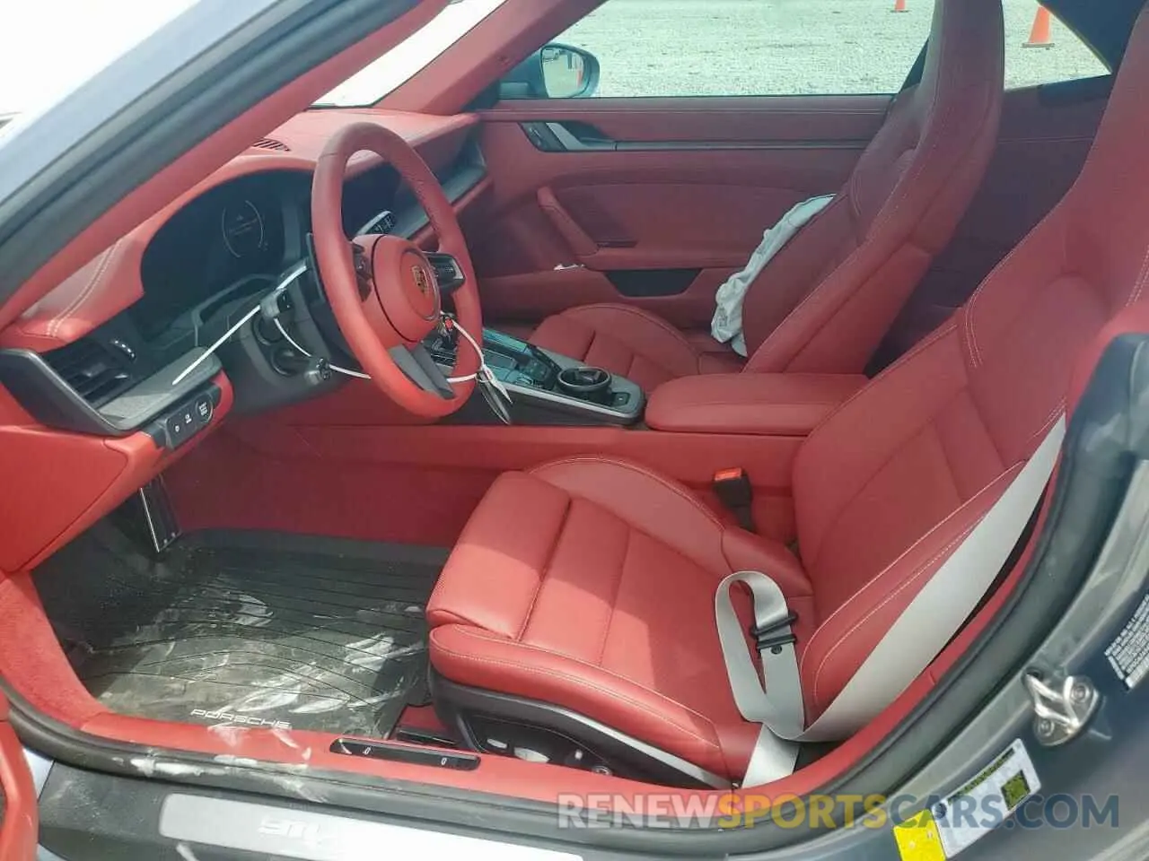 7 Photograph of a damaged car WP0CA2A94SS235835 PORSCHE 911 2025