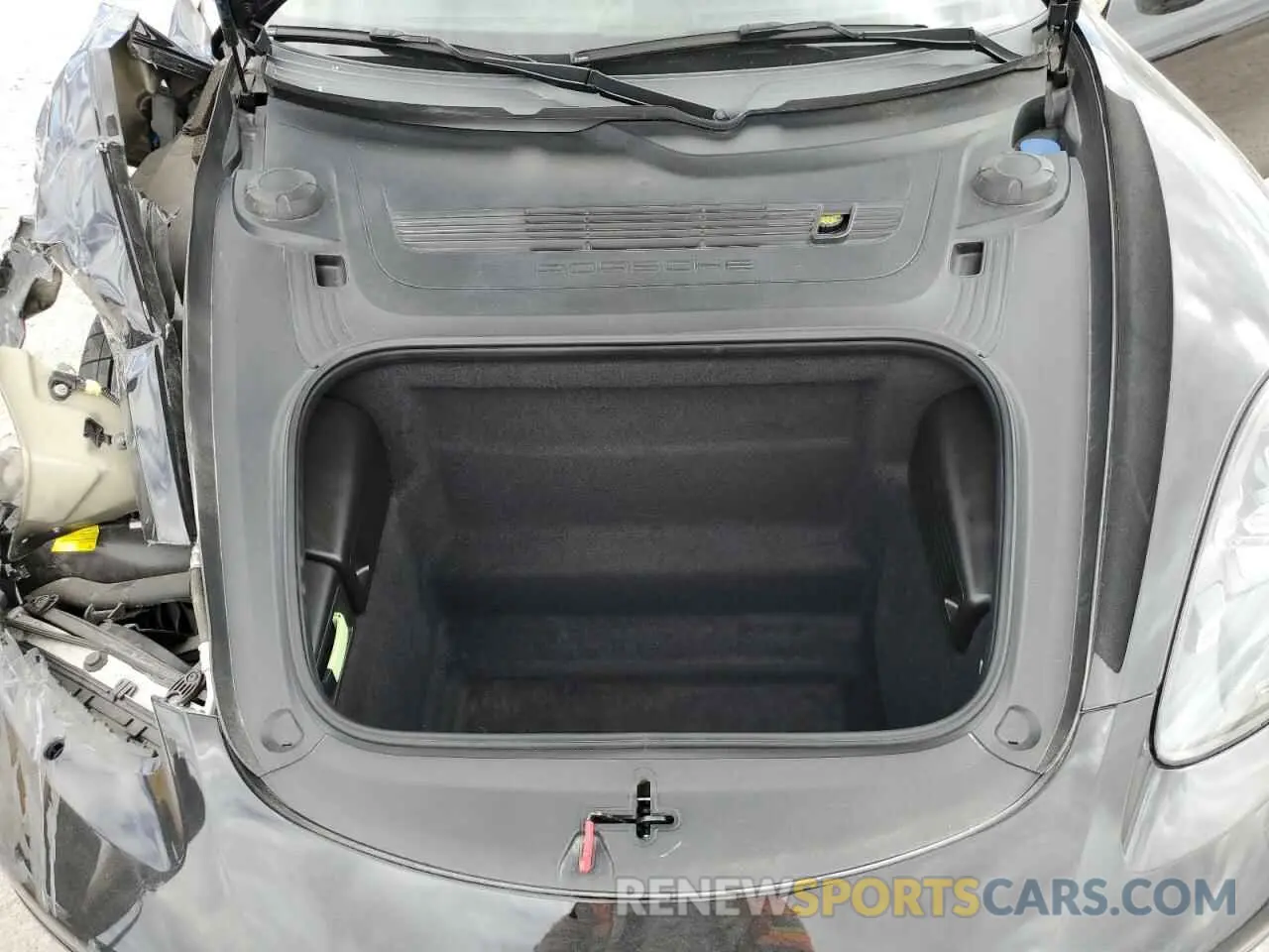 11 Photograph of a damaged car WP0CA2A85MS210405 PORSCHE BOXSTER 2021