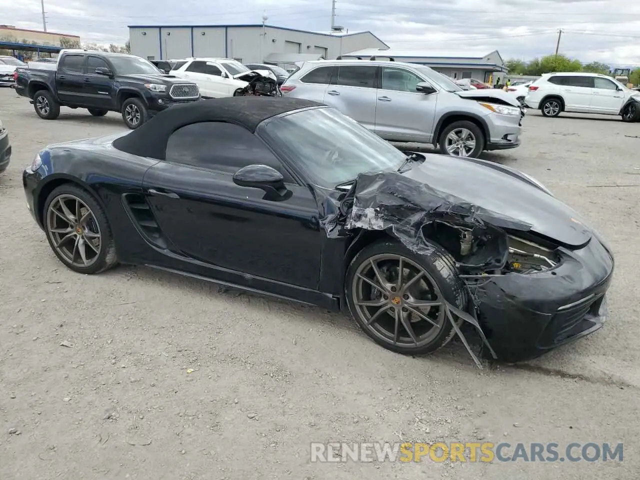 4 Photograph of a damaged car WP0CA2A85MS210405 PORSCHE BOXSTER 2021