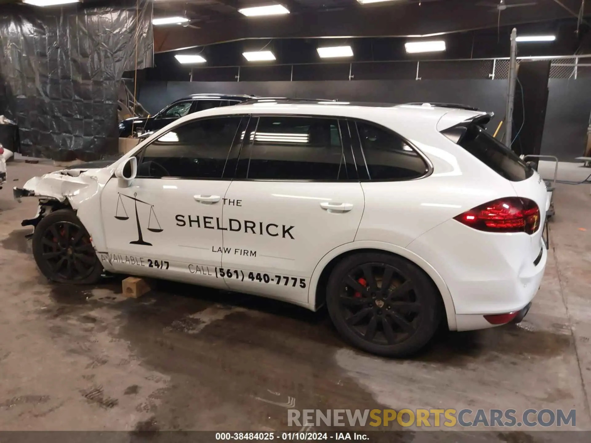 13 Photograph of a damaged car WP1AC2A25CLA83031 PORSCHE CAYENNE 2012