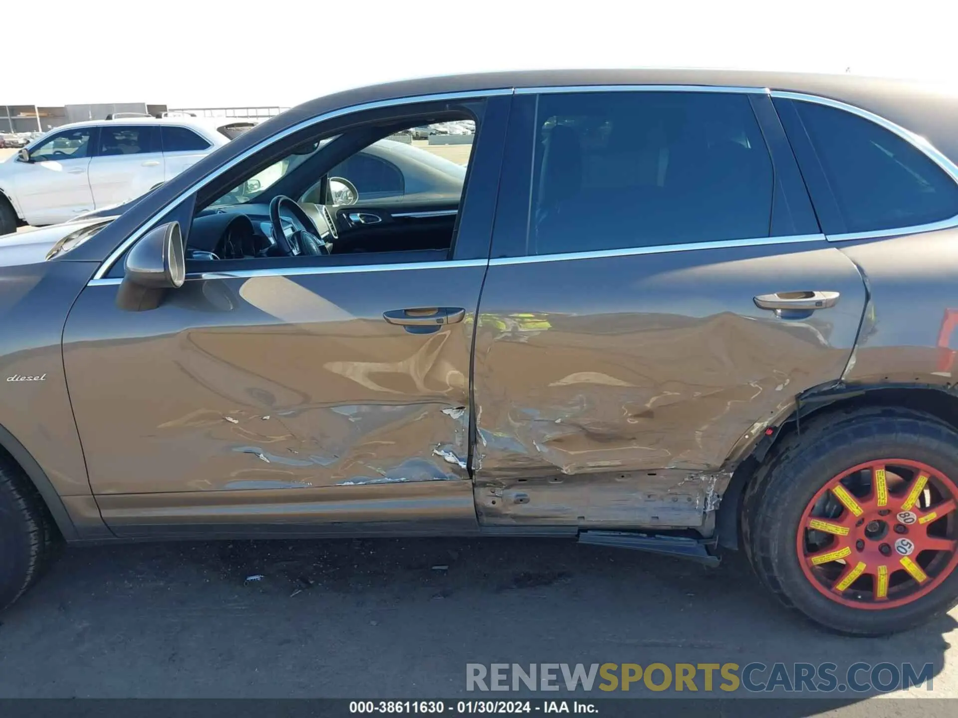 14 Photograph of a damaged car WP1AF2A26ELA38979 PORSCHE CAYENNE 2014