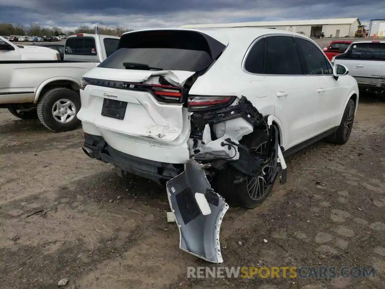 4 Photograph of a damaged car WP1AA2AY0KDA13844 PORSCHE CAYENNE 2019