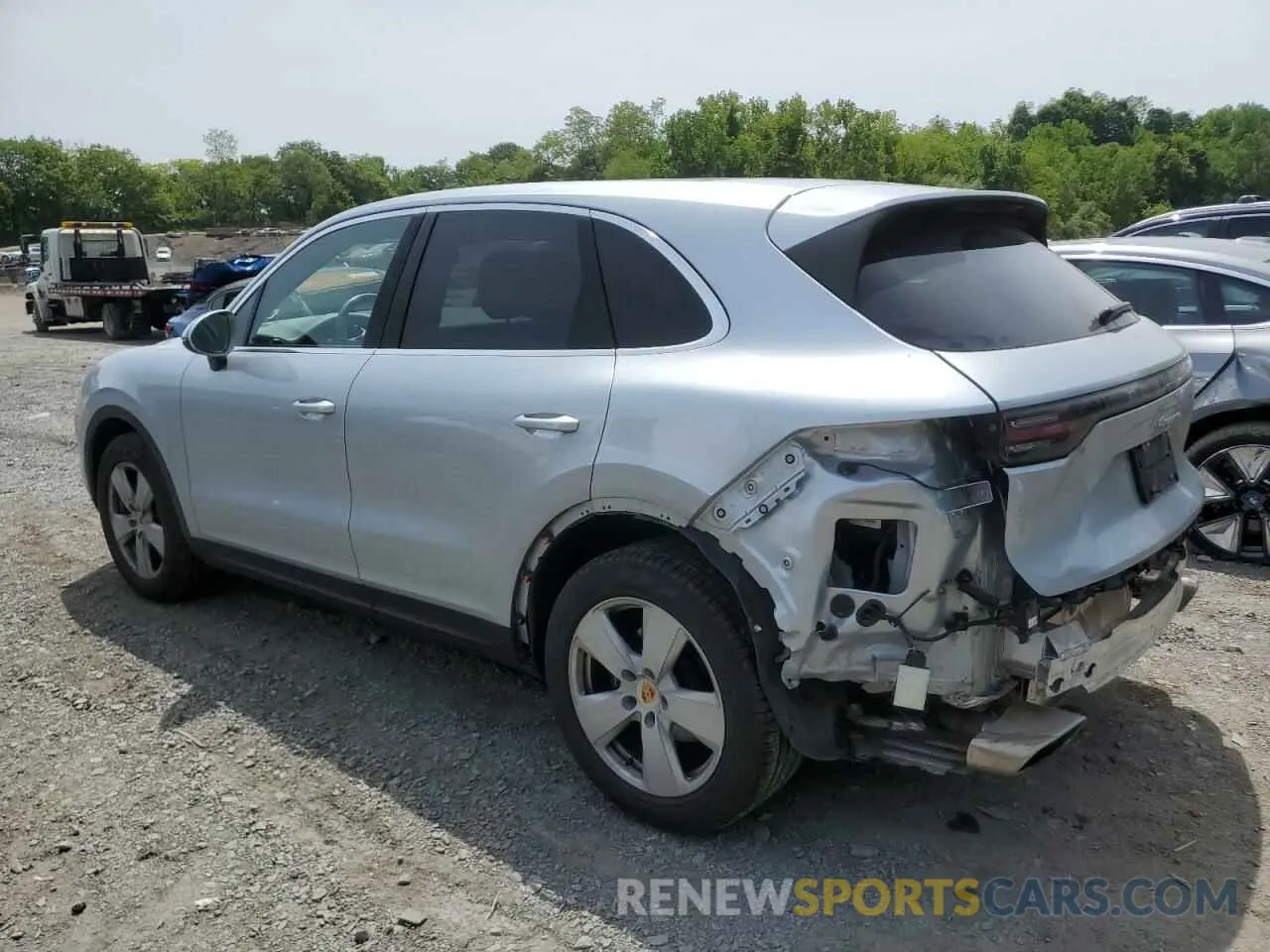 2 Photograph of a damaged car WP1AA2AY2KDA06944 PORSCHE CAYENNE 2019