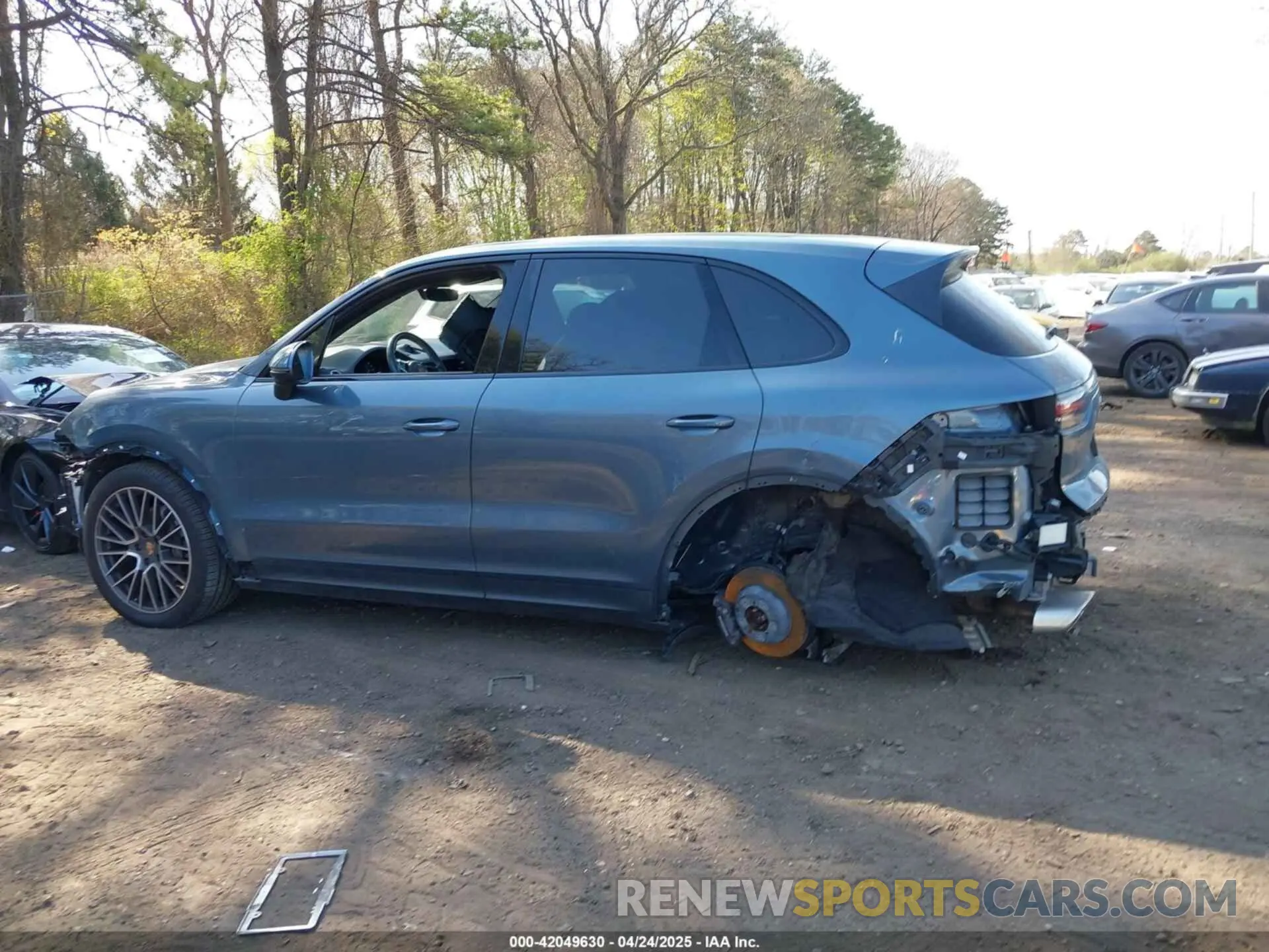 14 Photograph of a damaged car WP1AA2AY2KDA14302 PORSCHE CAYENNE 2019