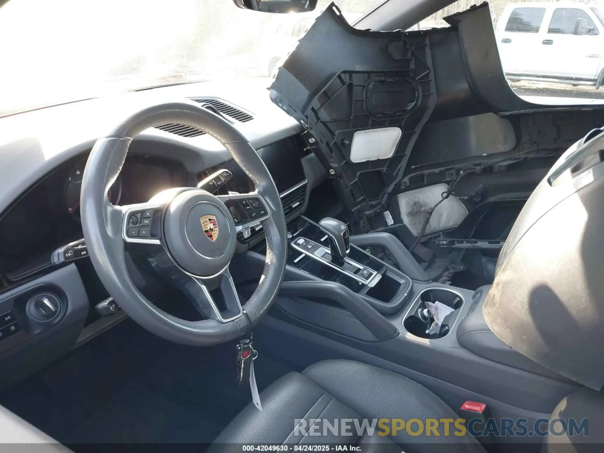 5 Photograph of a damaged car WP1AA2AY2KDA14302 PORSCHE CAYENNE 2019