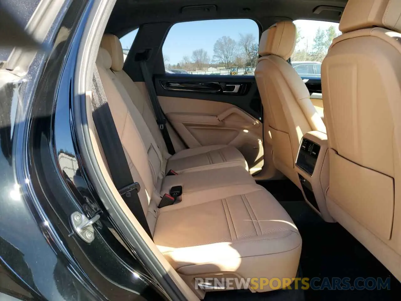 11 Photograph of a damaged car WP1AA2AY2KDA19287 PORSCHE CAYENNE 2019
