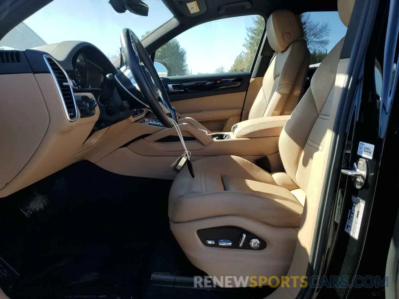 7 Photograph of a damaged car WP1AA2AY2KDA19287 PORSCHE CAYENNE 2019