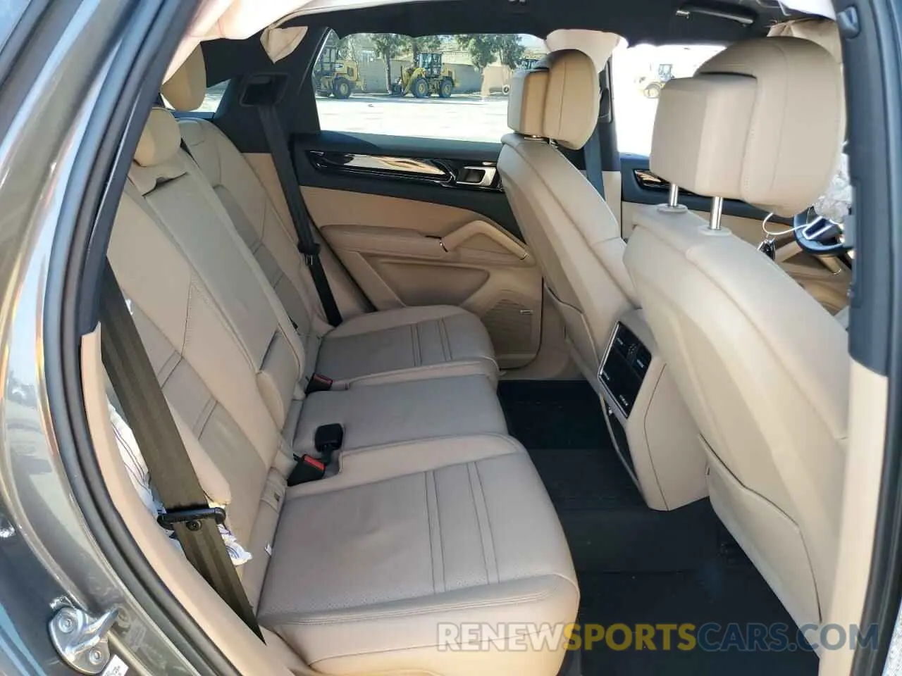 11 Photograph of a damaged car WP1AA2AY3KDA18665 PORSCHE CAYENNE 2019
