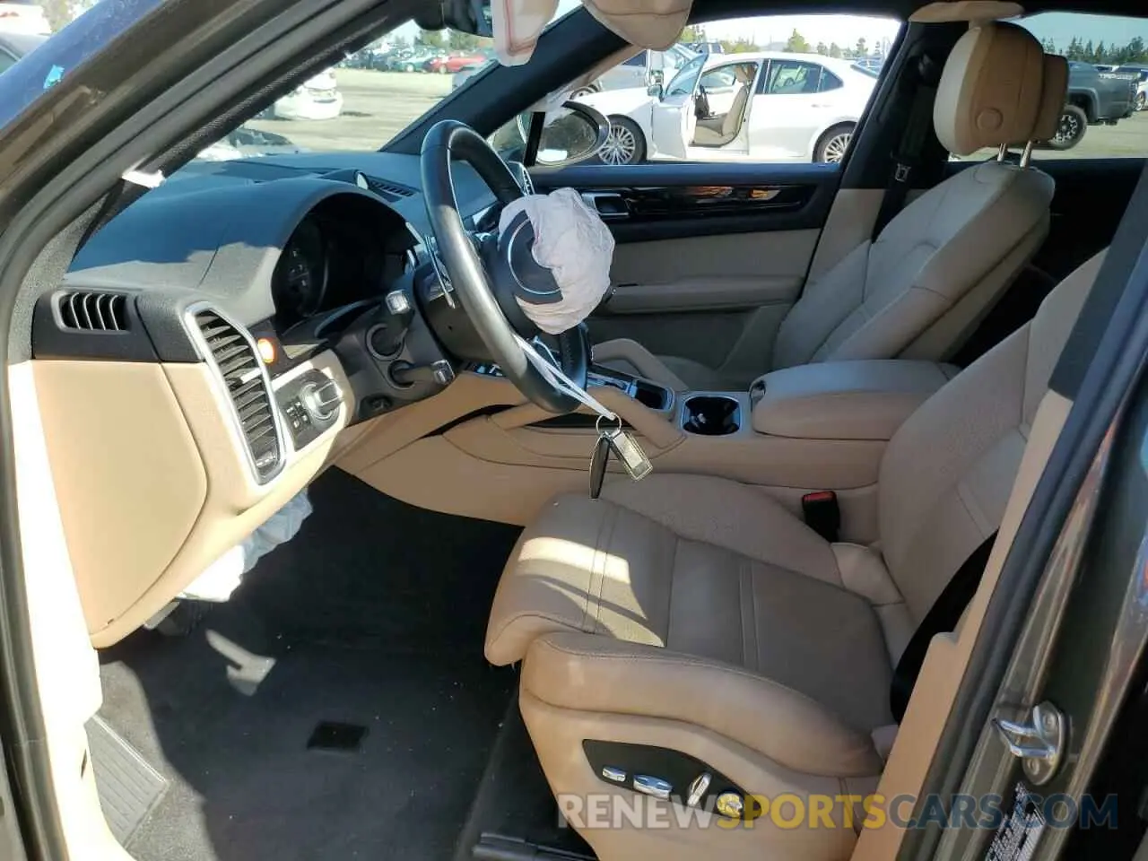 7 Photograph of a damaged car WP1AA2AY3KDA18665 PORSCHE CAYENNE 2019