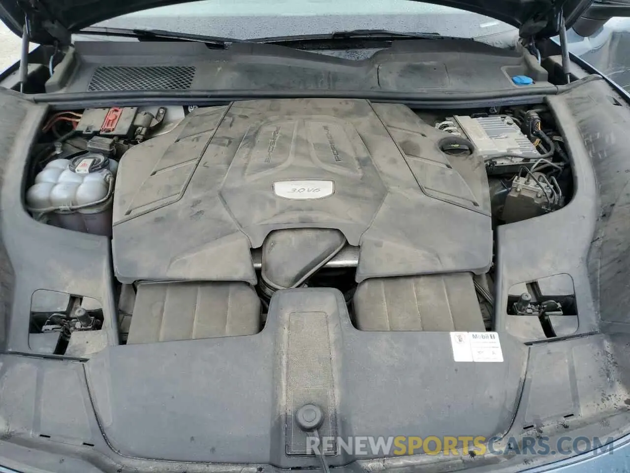 12 Photograph of a damaged car WP1AA2AY4KDA01261 PORSCHE CAYENNE 2019