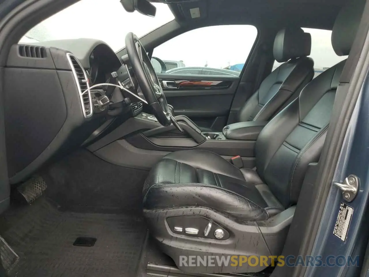7 Photograph of a damaged car WP1AA2AY4KDA01261 PORSCHE CAYENNE 2019