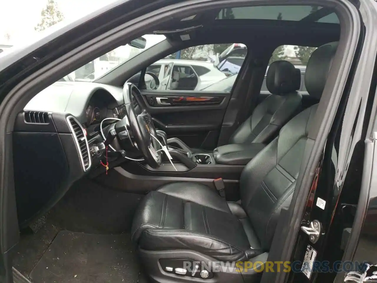 7 Photograph of a damaged car WP1AA2AY4KDA03608 PORSCHE CAYENNE 2019