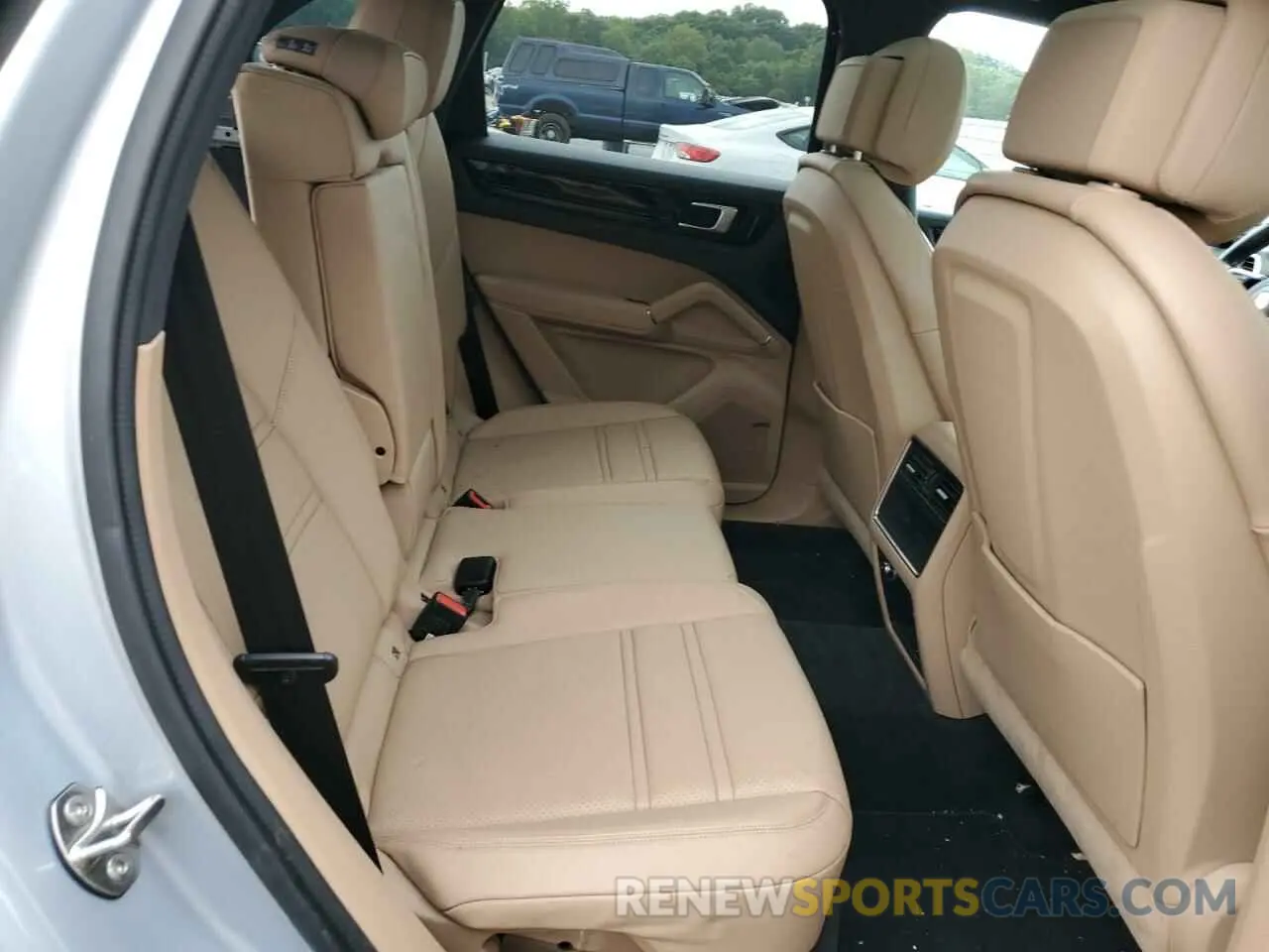 11 Photograph of a damaged car WP1AA2AY4KDA05469 PORSCHE CAYENNE 2019