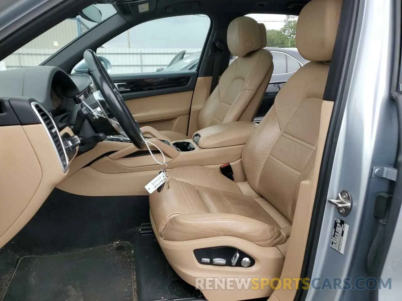 7 Photograph of a damaged car WP1AA2AY4KDA05469 PORSCHE CAYENNE 2019