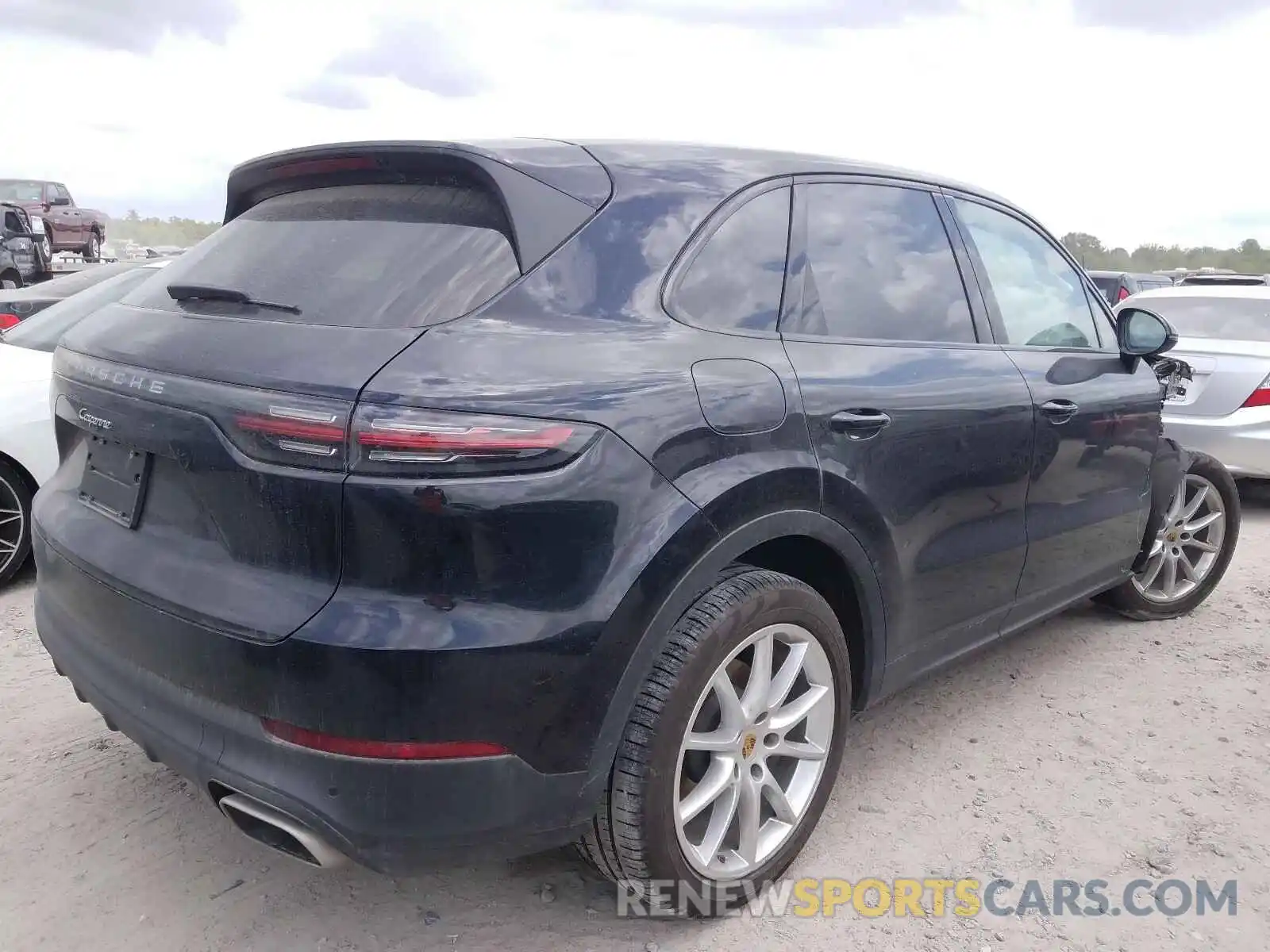 4 Photograph of a damaged car WP1AA2AY4KDA08999 PORSCHE CAYENNE 2019