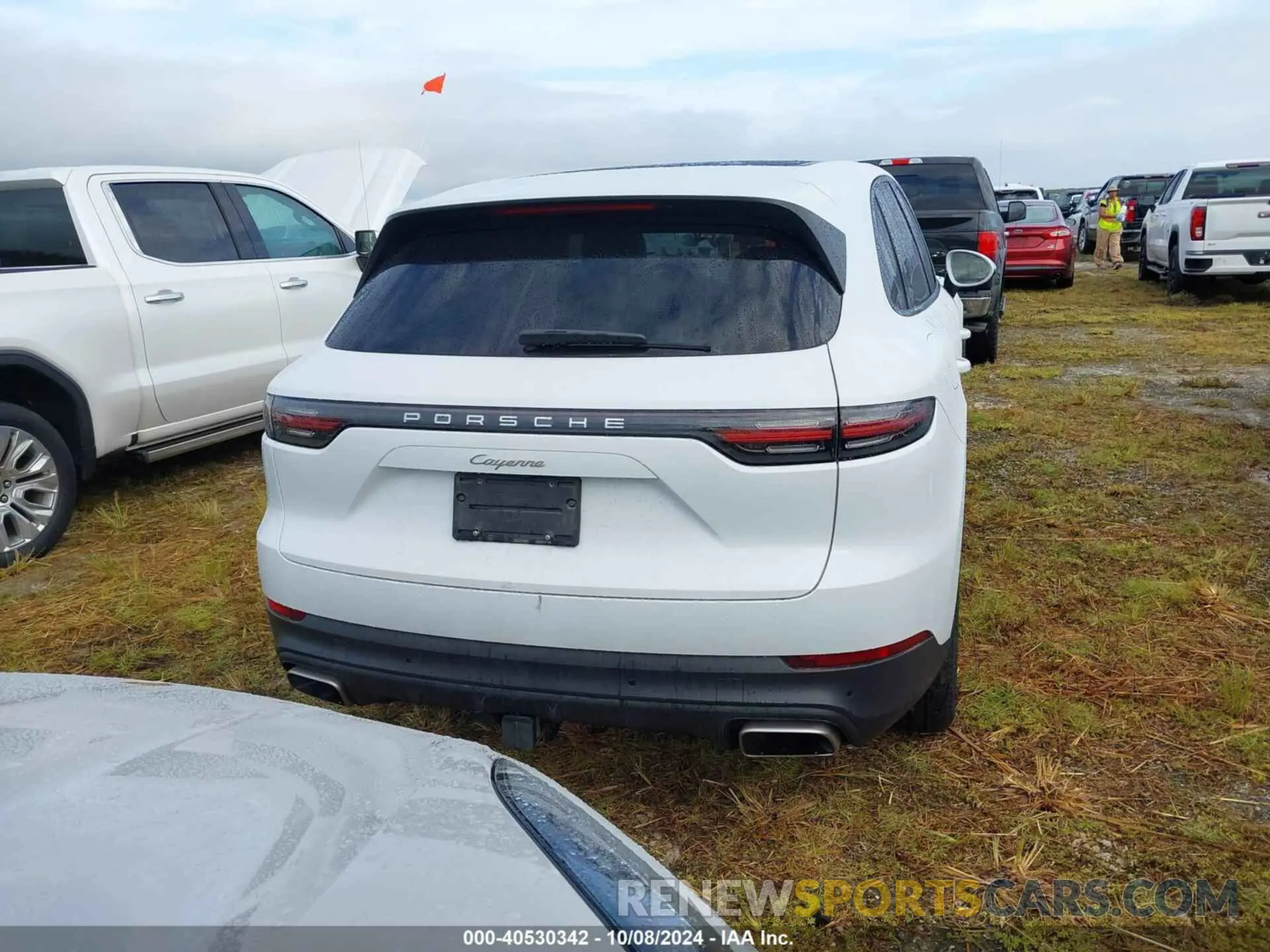 16 Photograph of a damaged car WP1AA2AY5KDA14133 PORSCHE CAYENNE 2019