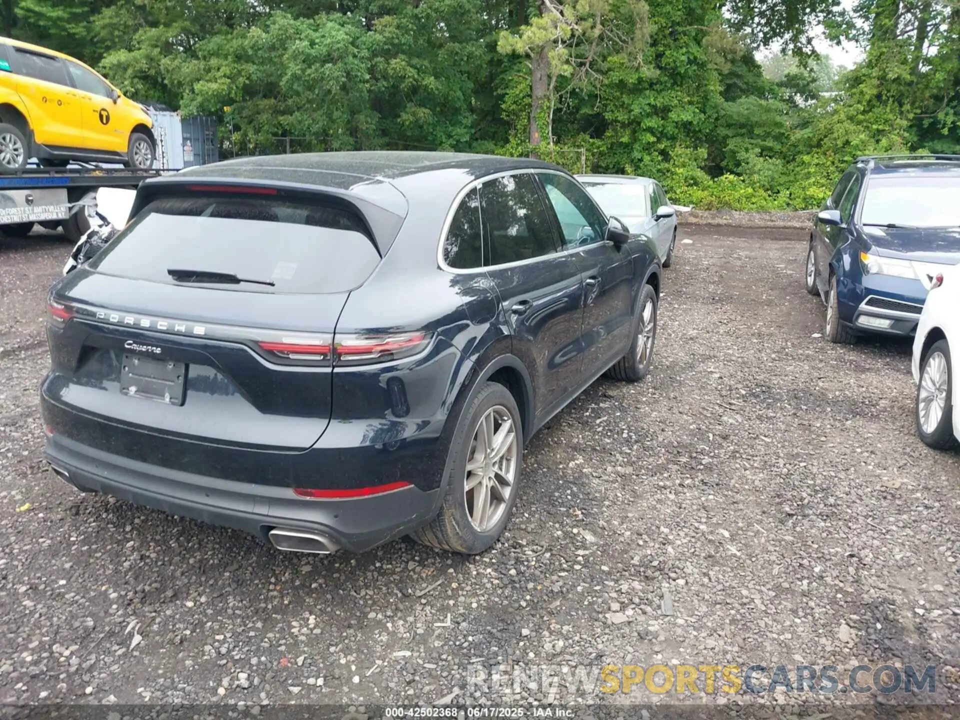 4 Photograph of a damaged car WP1AA2AY5KDA17503 PORSCHE CAYENNE 2019