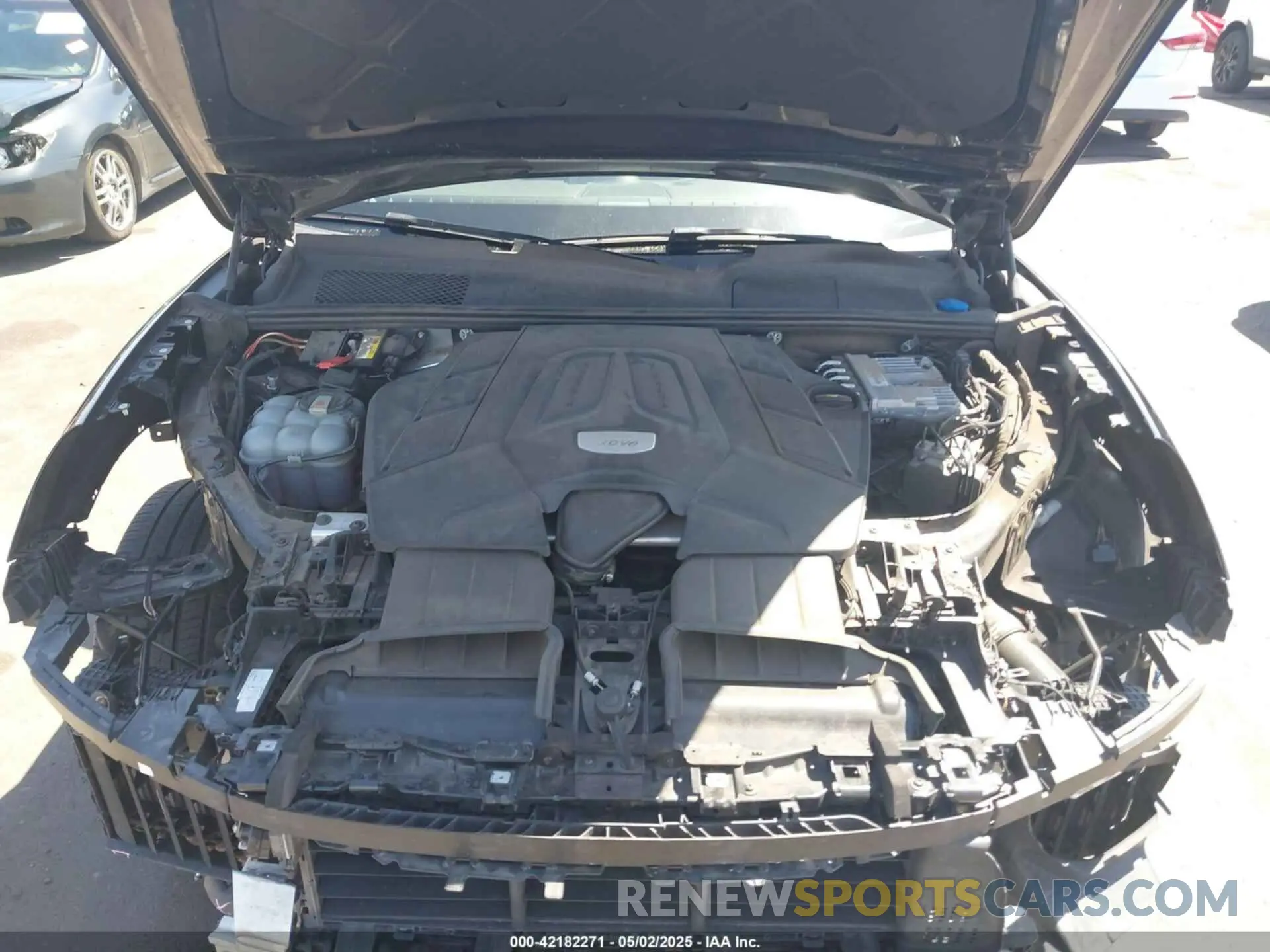 10 Photograph of a damaged car WP1AA2AY5KDA19056 PORSCHE CAYENNE 2019