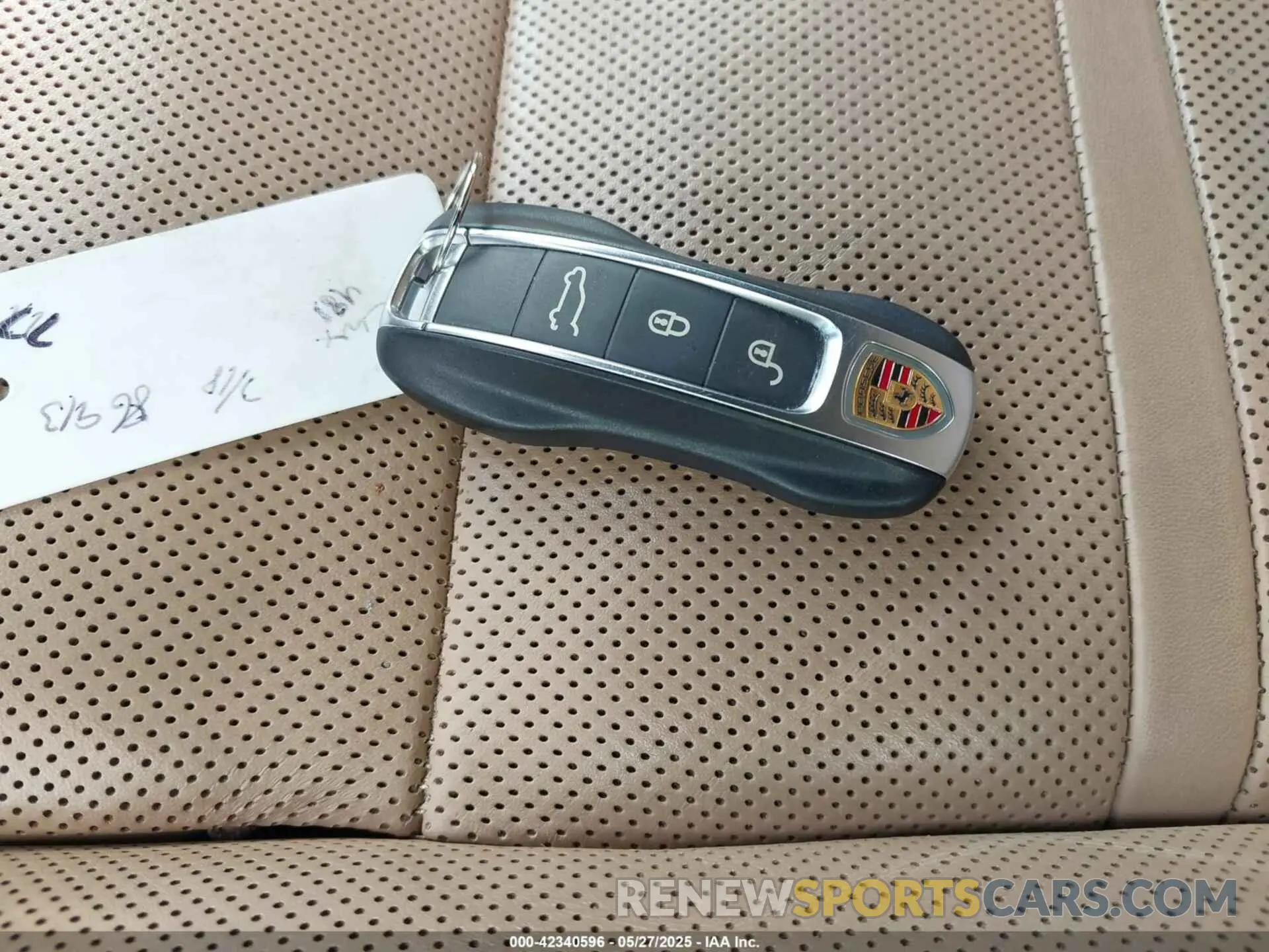 11 Photograph of a damaged car WP1AA2AY6KDA01777 PORSCHE CAYENNE 2019