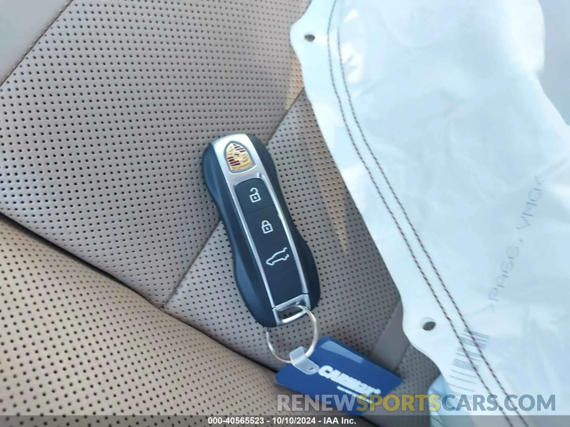 11 Photograph of a damaged car WP1AA2AY6KDA02346 PORSCHE CAYENNE 2019
