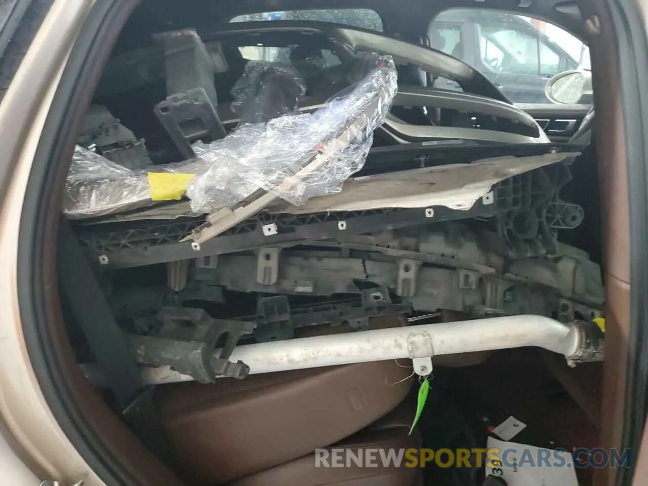 11 Photograph of a damaged car WP1AA2AY6KDA04730 PORSCHE CAYENNE 2019