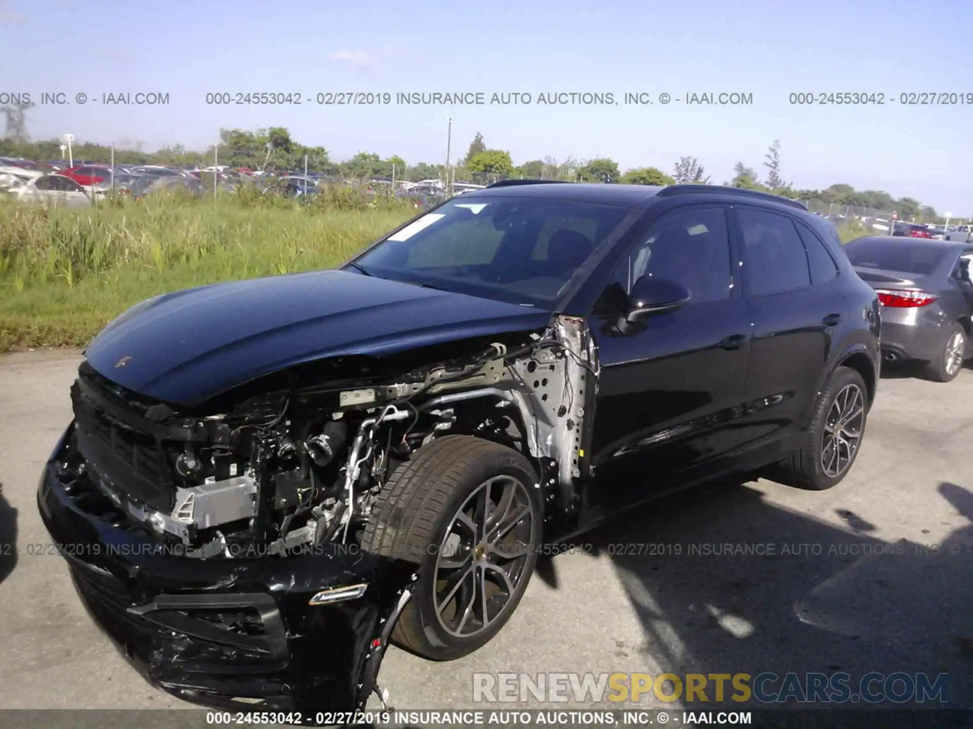 2 Photograph of a damaged car WP1AA2AY6KDA06719 PORSCHE CAYENNE 2019