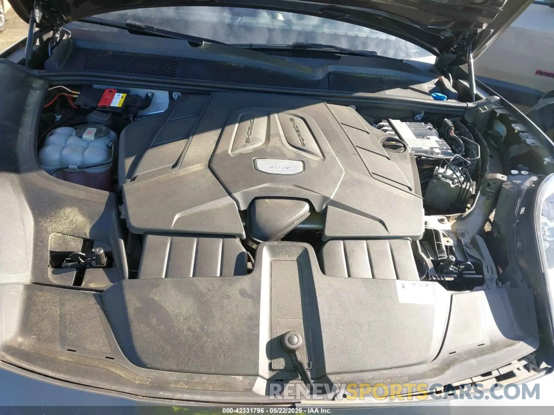 10 Photograph of a damaged car WP1AA2AY6KDA08082 PORSCHE CAYENNE 2019