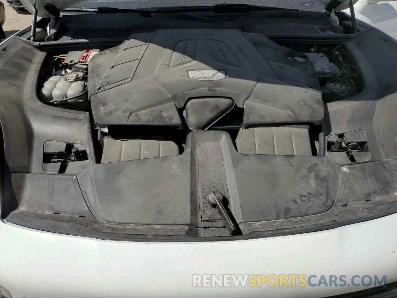 12 Photograph of a damaged car WP1AA2AY6KDA13895 PORSCHE CAYENNE 2019