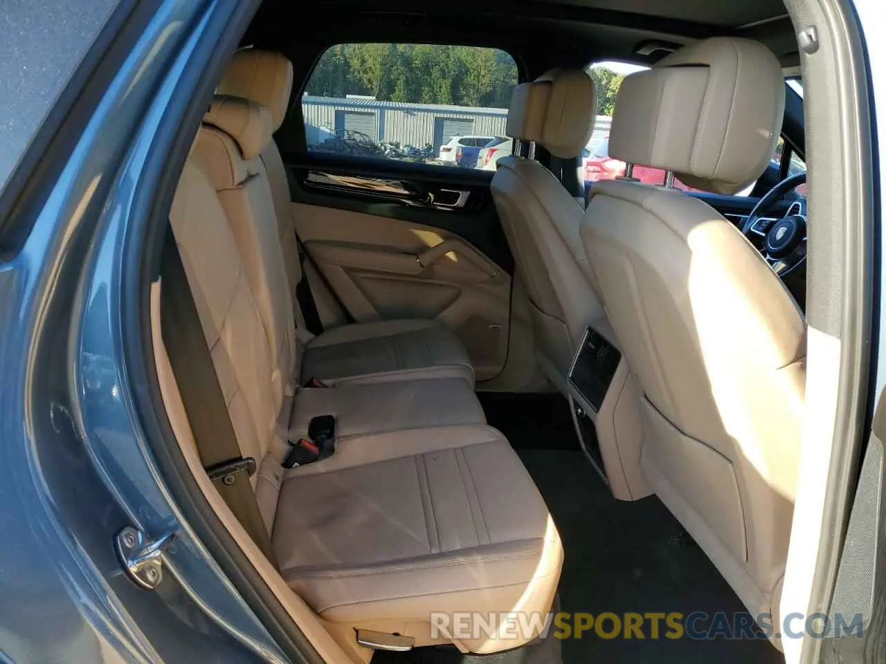 11 Photograph of a damaged car WP1AA2AY7KDA00752 PORSCHE CAYENNE 2019