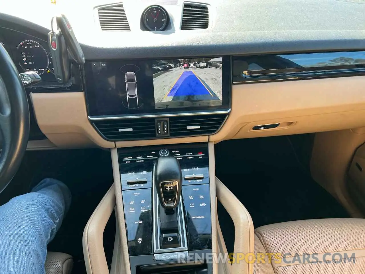 9 Photograph of a damaged car WP1AA2AY7KDA05952 PORSCHE CAYENNE 2019