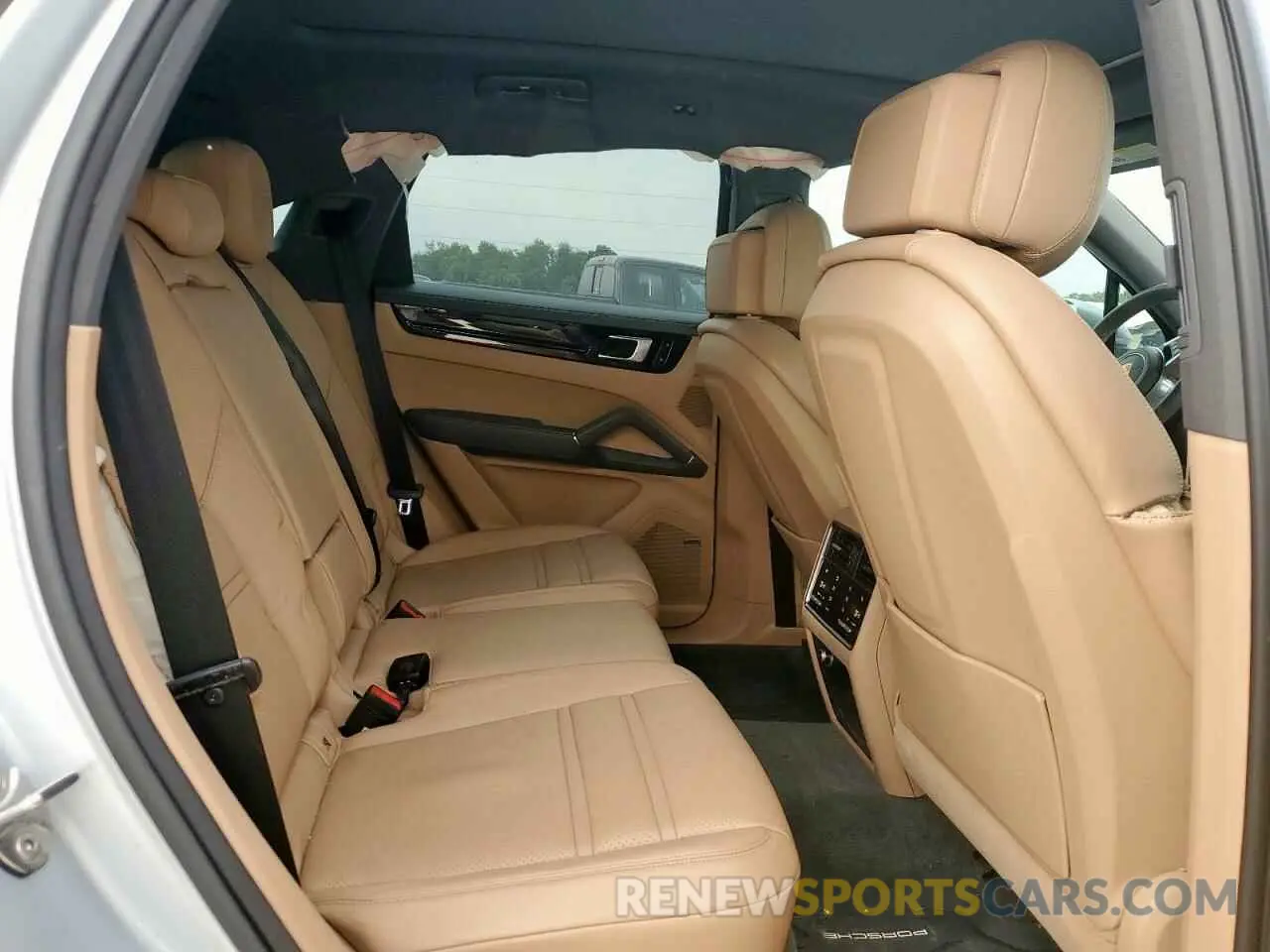 11 Photograph of a damaged car WP1AA2AY7KDA10147 PORSCHE CAYENNE 2019