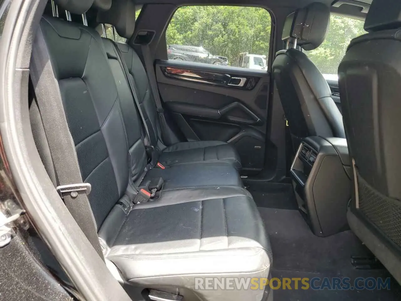 11 Photograph of a damaged car WP1AA2AY8KDA04454 PORSCHE CAYENNE 2019