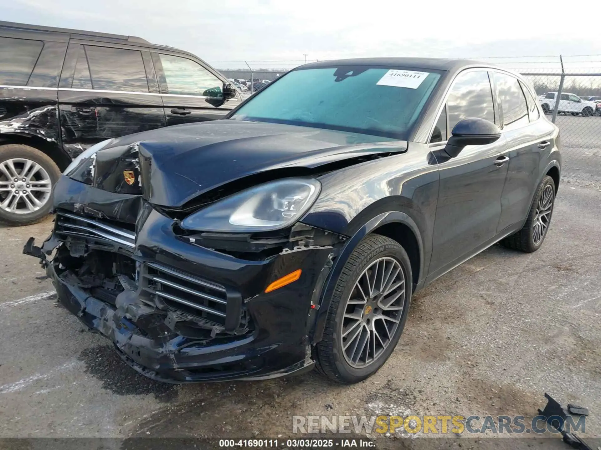 2 Photograph of a damaged car WP1AA2AY8KDA06172 PORSCHE CAYENNE 2019